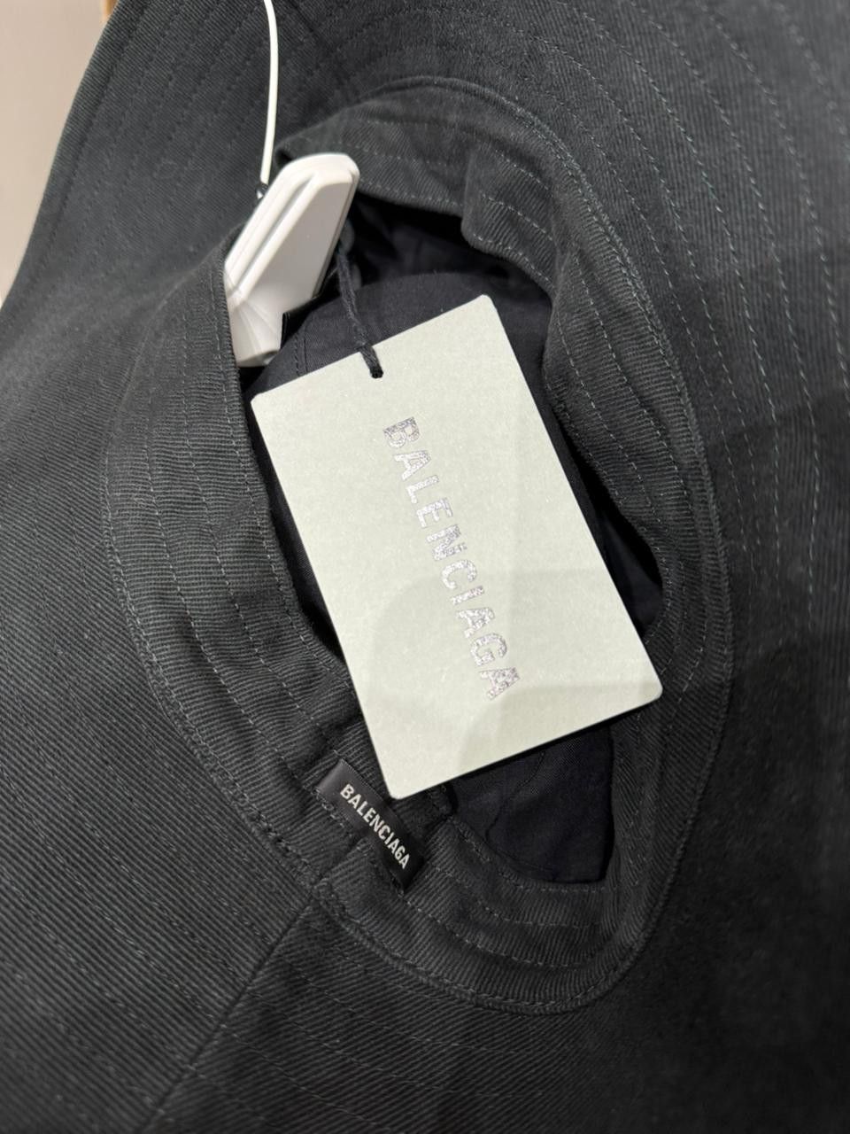 Balenciaga CC28 Size: OS / Logo Embroidery Bucket Hat / Cap in Black Size ONE SIZE - 2 Thumbnail