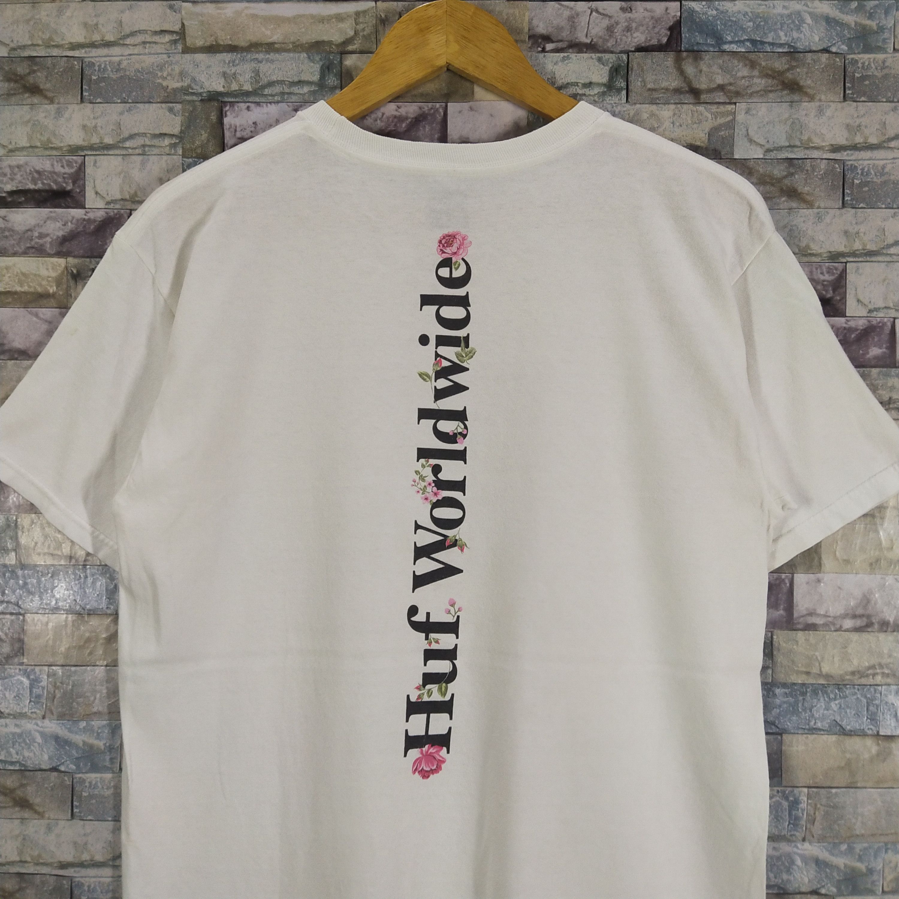 Huf Huf Worldwide Tee Size US M / EU 48-50 / 2 - 3 Thumbnail