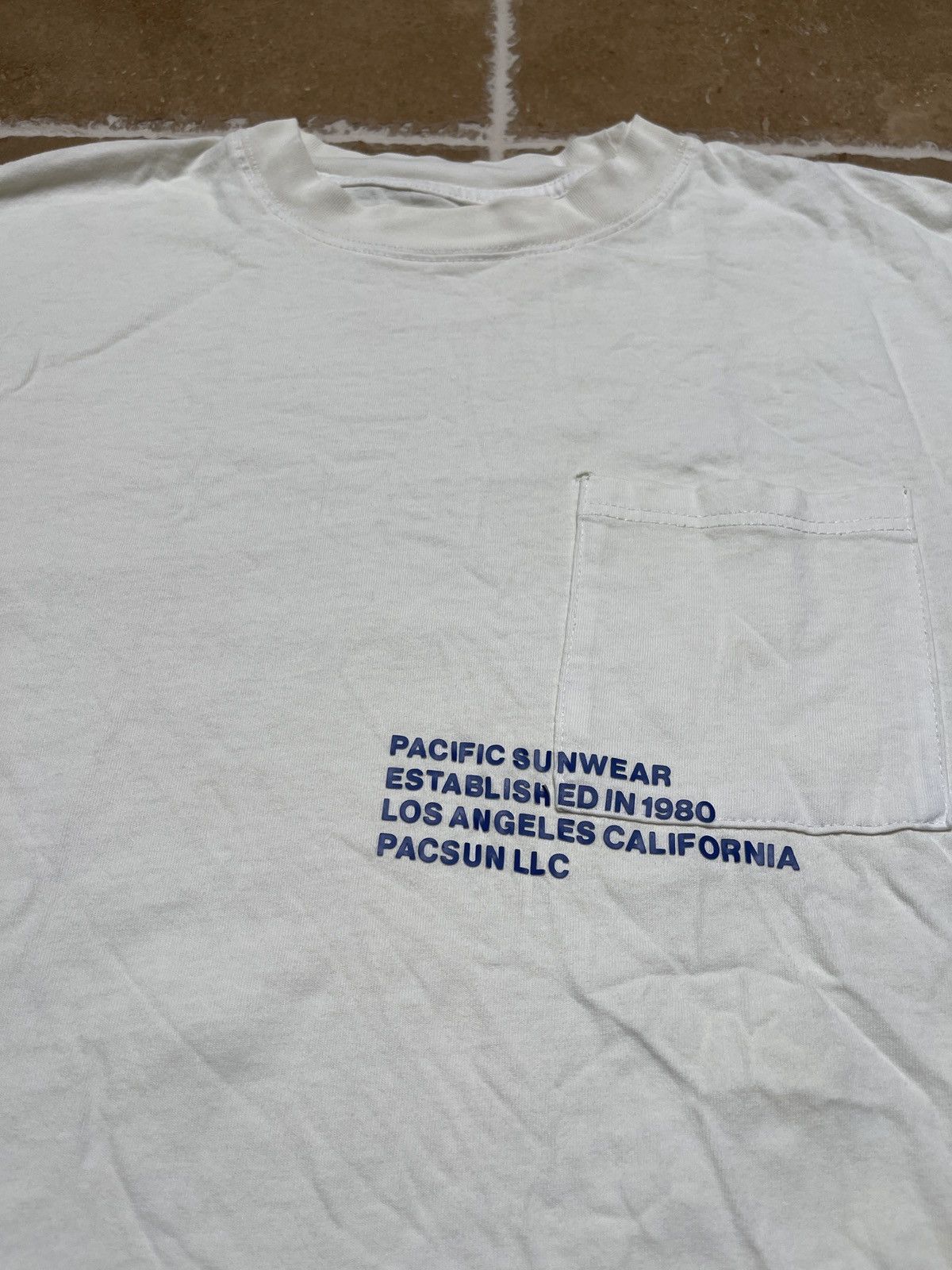 Pacsun Light cream text shirt Size US L / EU 52-54 / 3 - 2 Thumbnail
