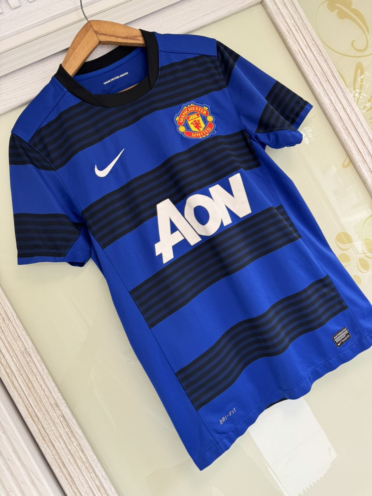 Nike Manchester United 2011-2012 Away Soccer Jersey Football Kit Size US S / EU 44-46 / 1 - 5 Thumbnail