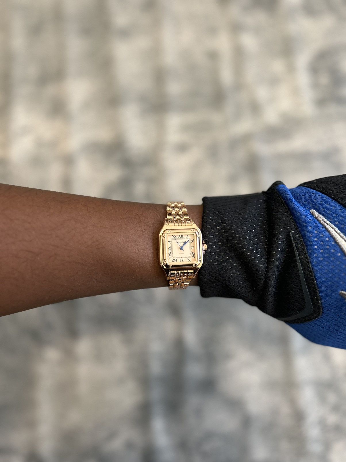 Vintage Vintage 2000s Style Rose Gold Sleek Quartz Dial Watch Size ONE SIZE - 5 Thumbnail