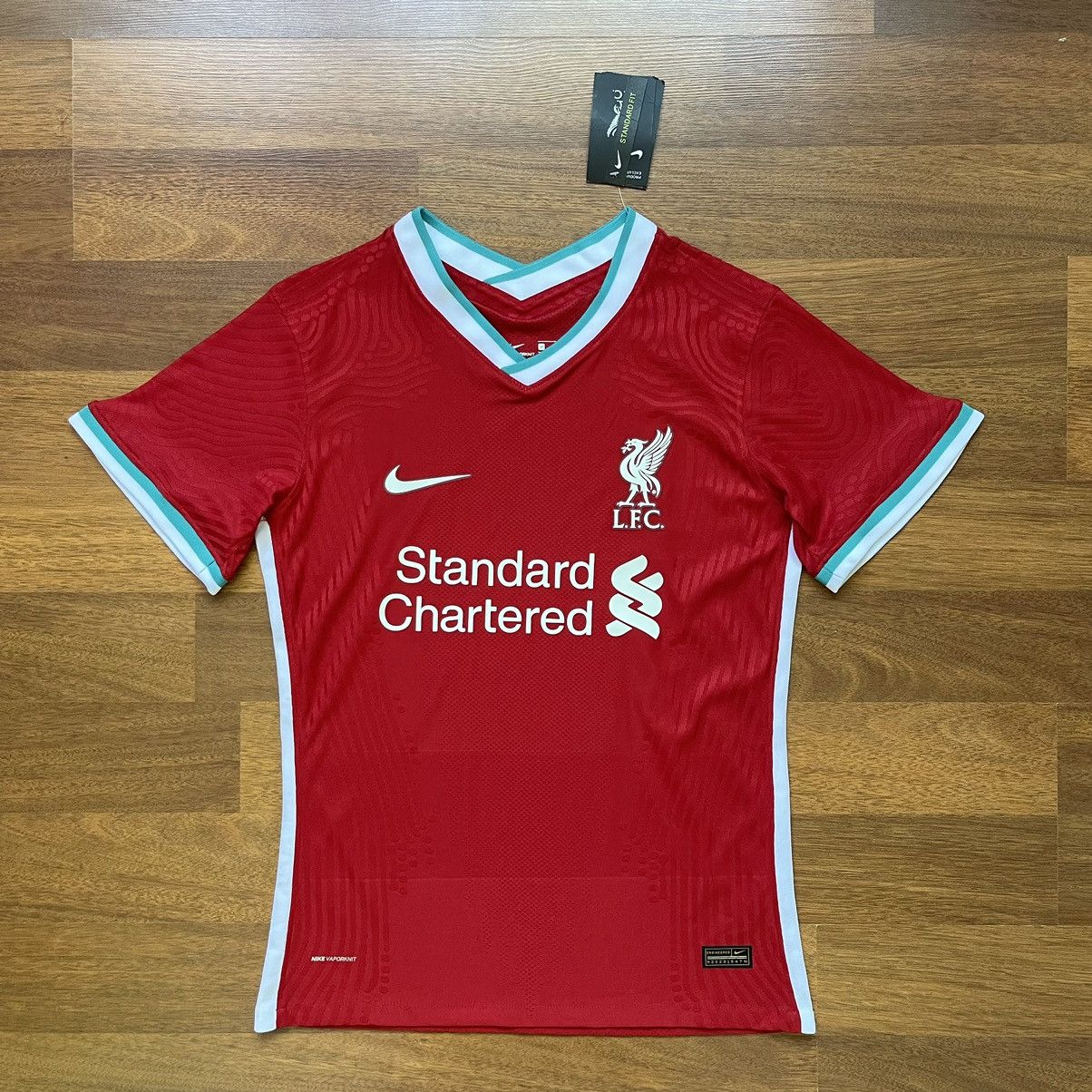 Nike × Vintage LIVERPOOL NIKE VAPORKNIT 2020/2021 FOOTBALL JERSEY #11 SALAH Size US M / EU 48-50 / 2 - 2 Thumbnail