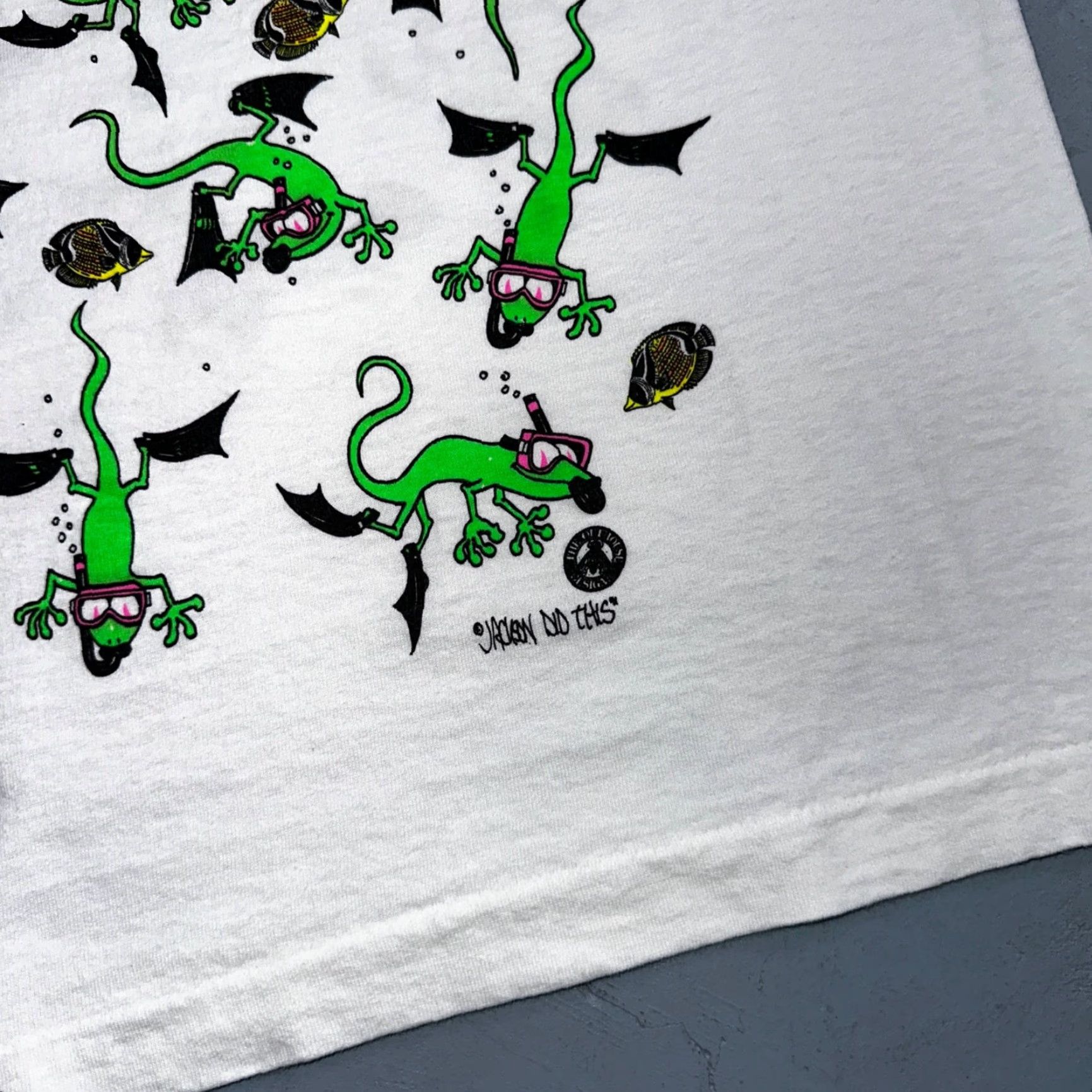 Fruit Of The Loom VINTAGE Fruit of the Loom T-Shirt Men L White Crew Neck Short Sleeve Lizard Fish Gecko 90s 70s 80s 90s VTG Classic Fan Favorite Size US L / EU 52-54 / 3 - 3 Thumbnail