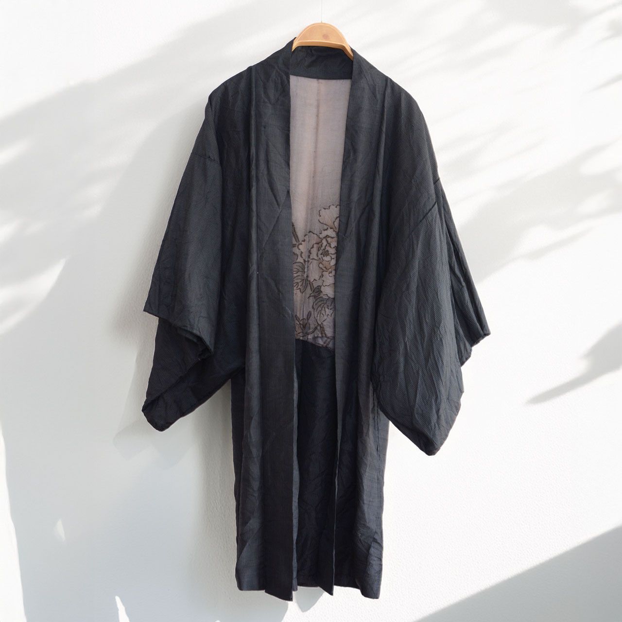 Other Japanese Men’s Haori with Sparrow & Floral Lining Vintage Size US L / EU 52-54 / 3 - 19 Thumbnail