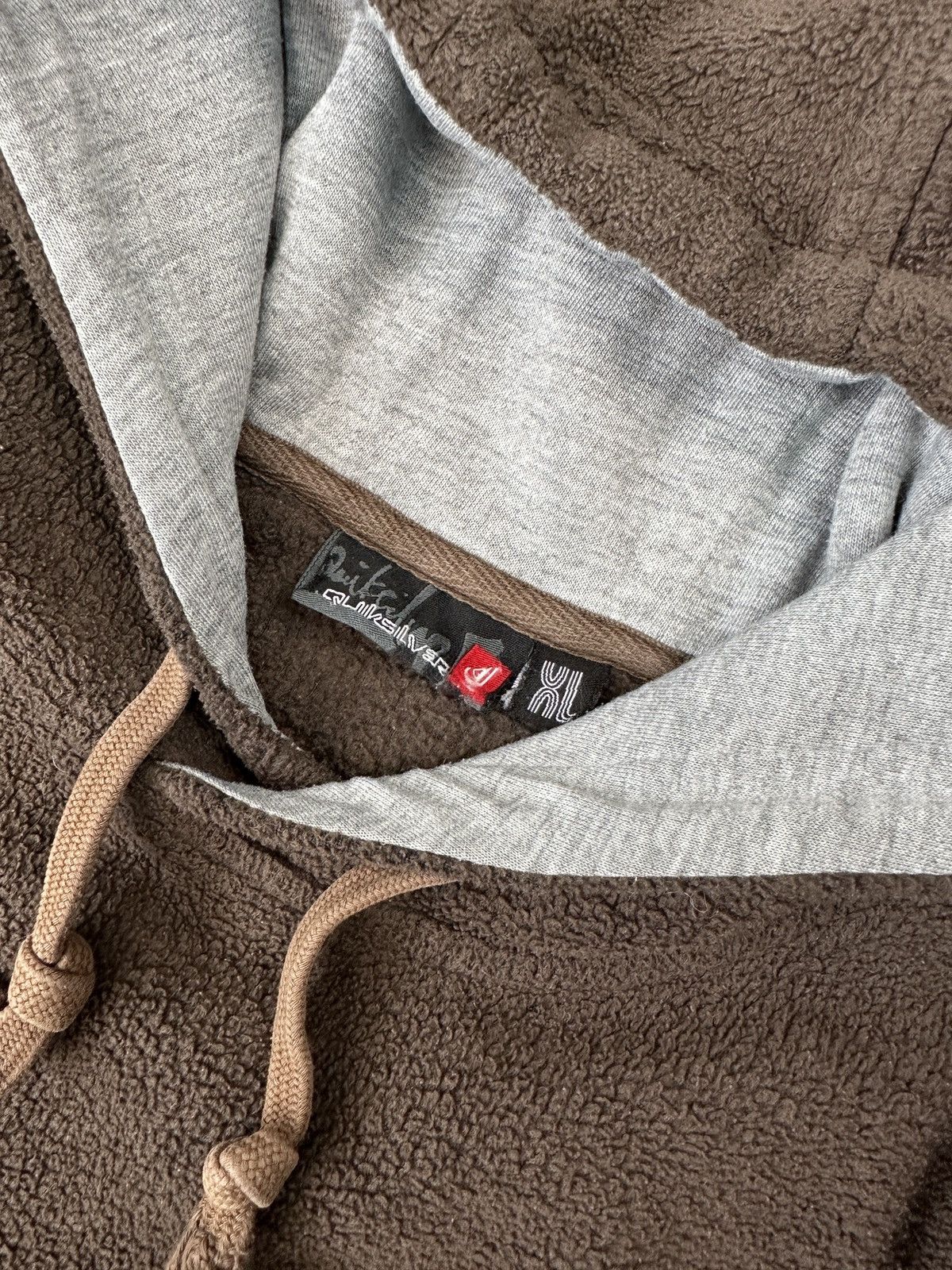 Quiksilver QUIKSILVER Vintage Y2K Brown Fleece Hoodie Big Logo Size XL Size US XL / EU 56 / 4 - 7 Thumbnail