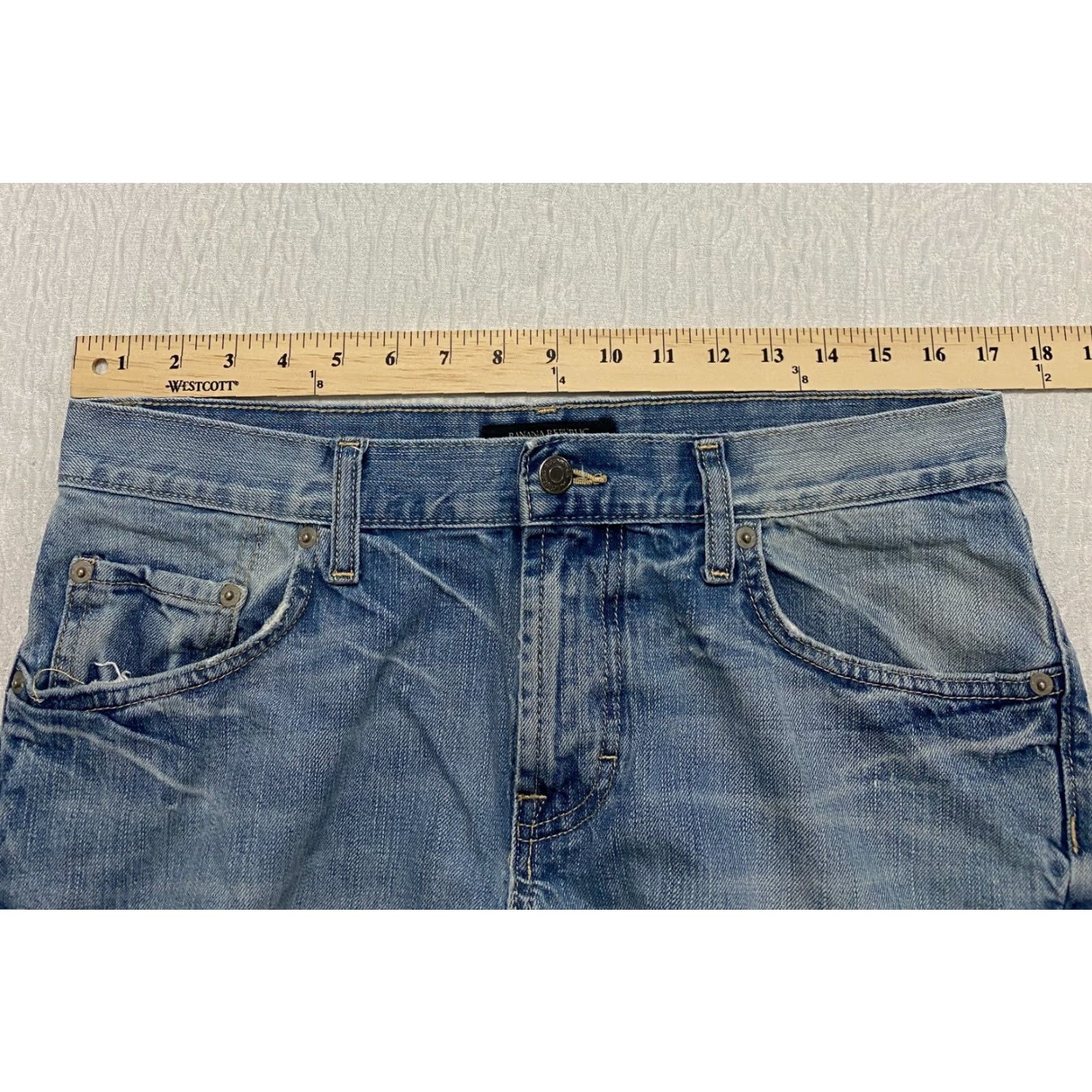 Banana Republic VINTAGE Banana Republic Mens Jeans Straight Blue 33x26 Cotton Denim Regular 5-Pocket Design Zip Pocketed Inseam 26 -Raw Hem- > Size US 33 - 5 Thumbnail