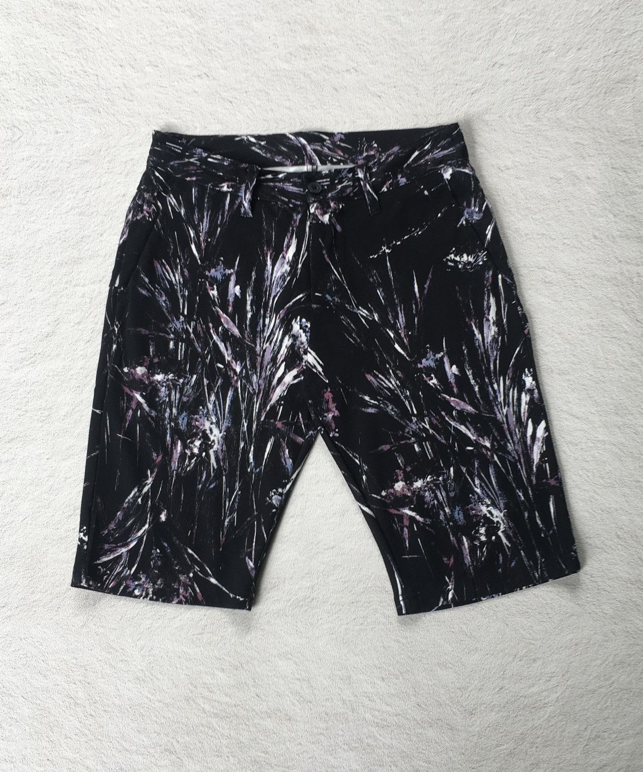 Tornado Mart Tornado Mart Short Pants Size US 30 / EU 46 - 1 Thumbnail