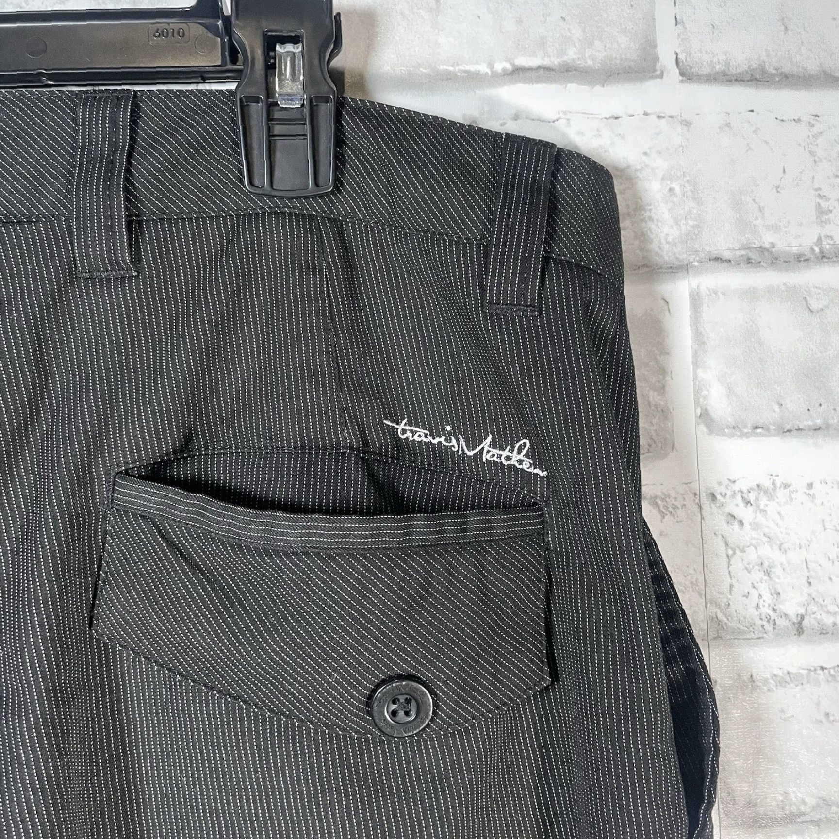 TravisMathew VINTAGE Travis Mathew Dress Pants Men Size 32x31 Black Pinstripe Formal Slacks Size US 32 / EU 48 - 7 Thumbnail