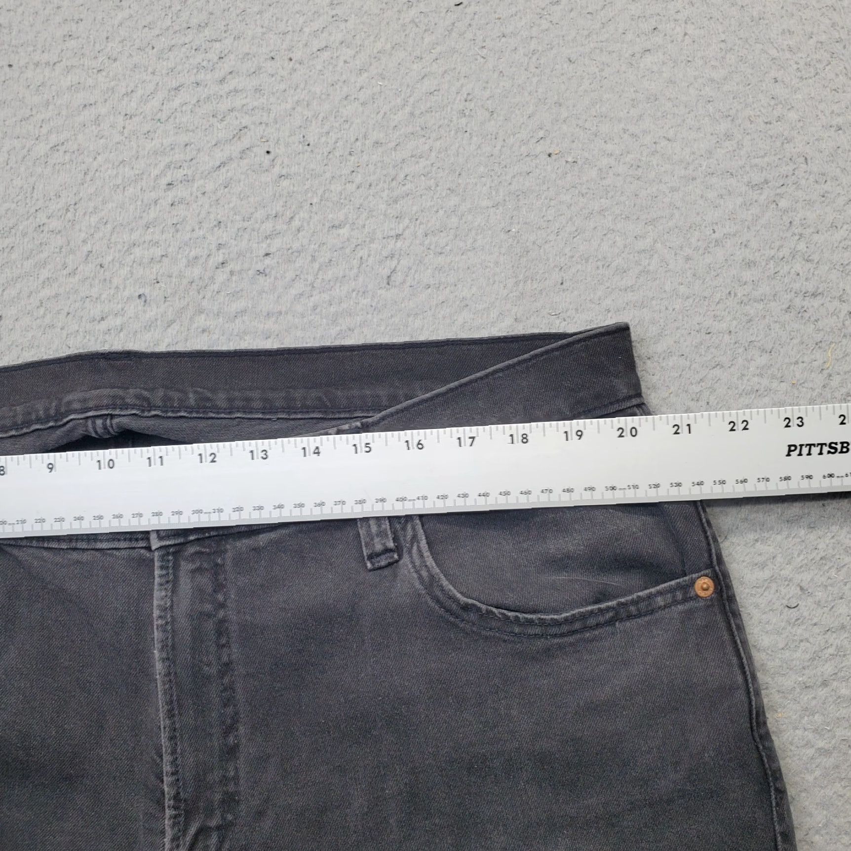 Gap Gap Jeans Womens 18R Black Denim Stretch '90s Loose Fit Boho Mid-Rise Wide Leg Jeans Womens 18 Regular Black Denim Stretch Wide Leg 90s Size 40" / US 18 - 6 Thumbnail