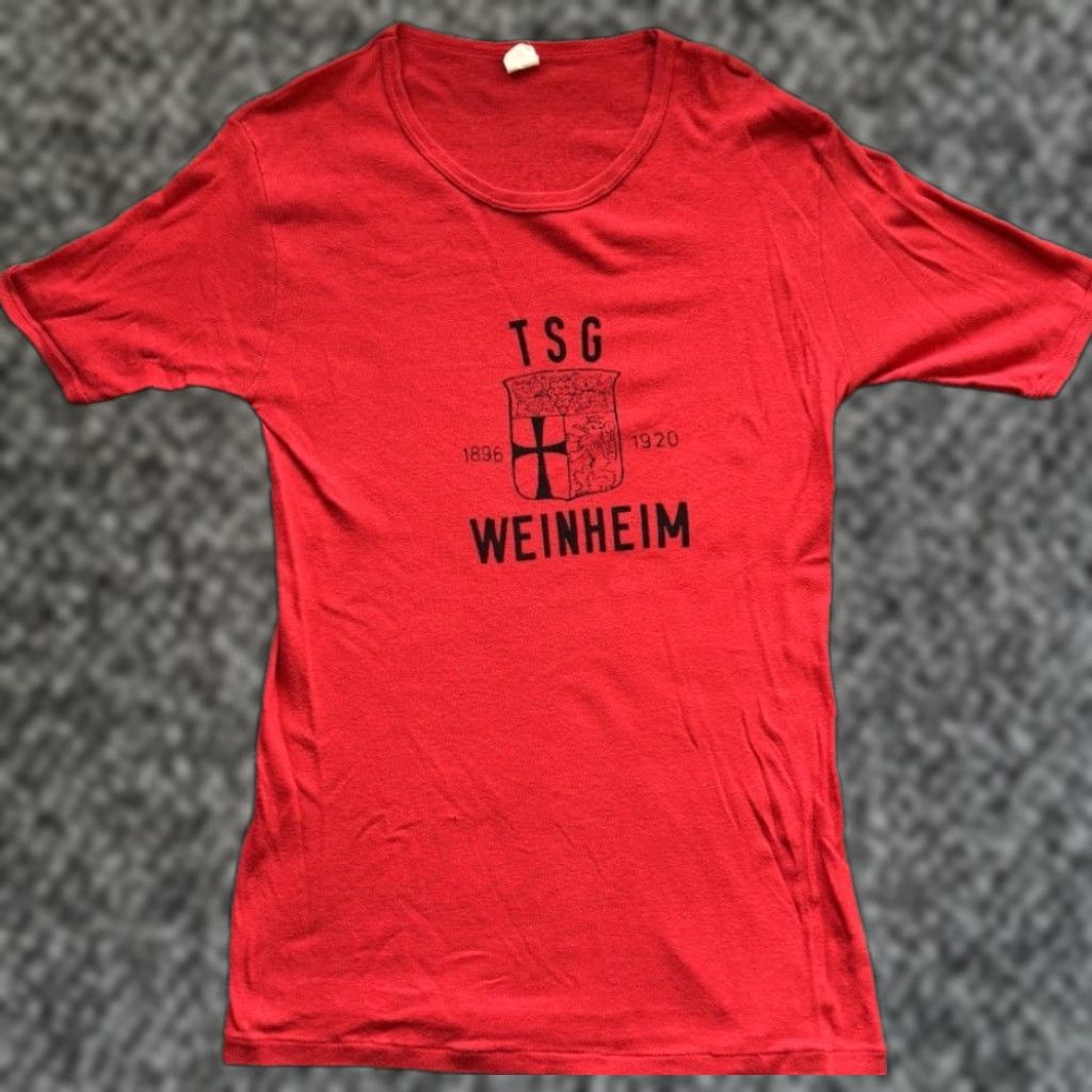 Fruit Of The Loom VINTAGE Fruit of the Loom T-Shirt Shirt Mens 70s Germany Soccer Red Logo 70s Sports Futbol Size L Size US L / EU 52-54 / 3 - 1 Thumbnail