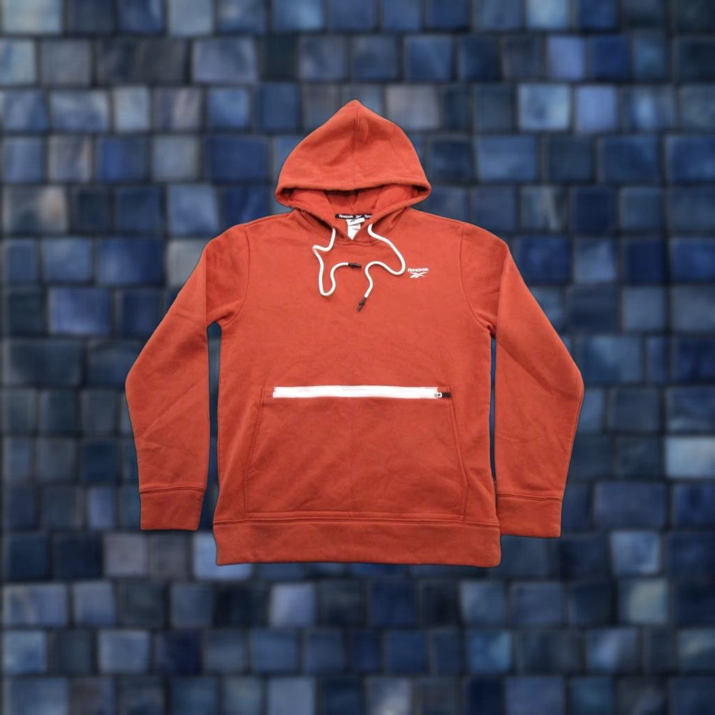 Reebok Reebok Pullover Hoodie Men Size S Orange Kangaroo Pocket Stretch Sweatshirt Size US S / EU 44-46 / 1 - 1 Thumbnail