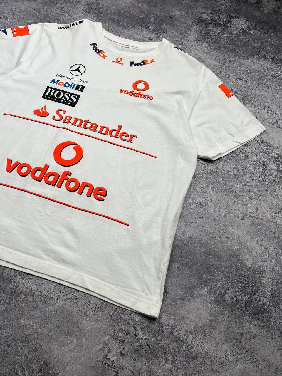 Mercedes-Benz Mercedes-Benz McLaren Racing Vodafone Tee Y2K Size US L / EU 52-54 / 3 - 3 Thumbnail