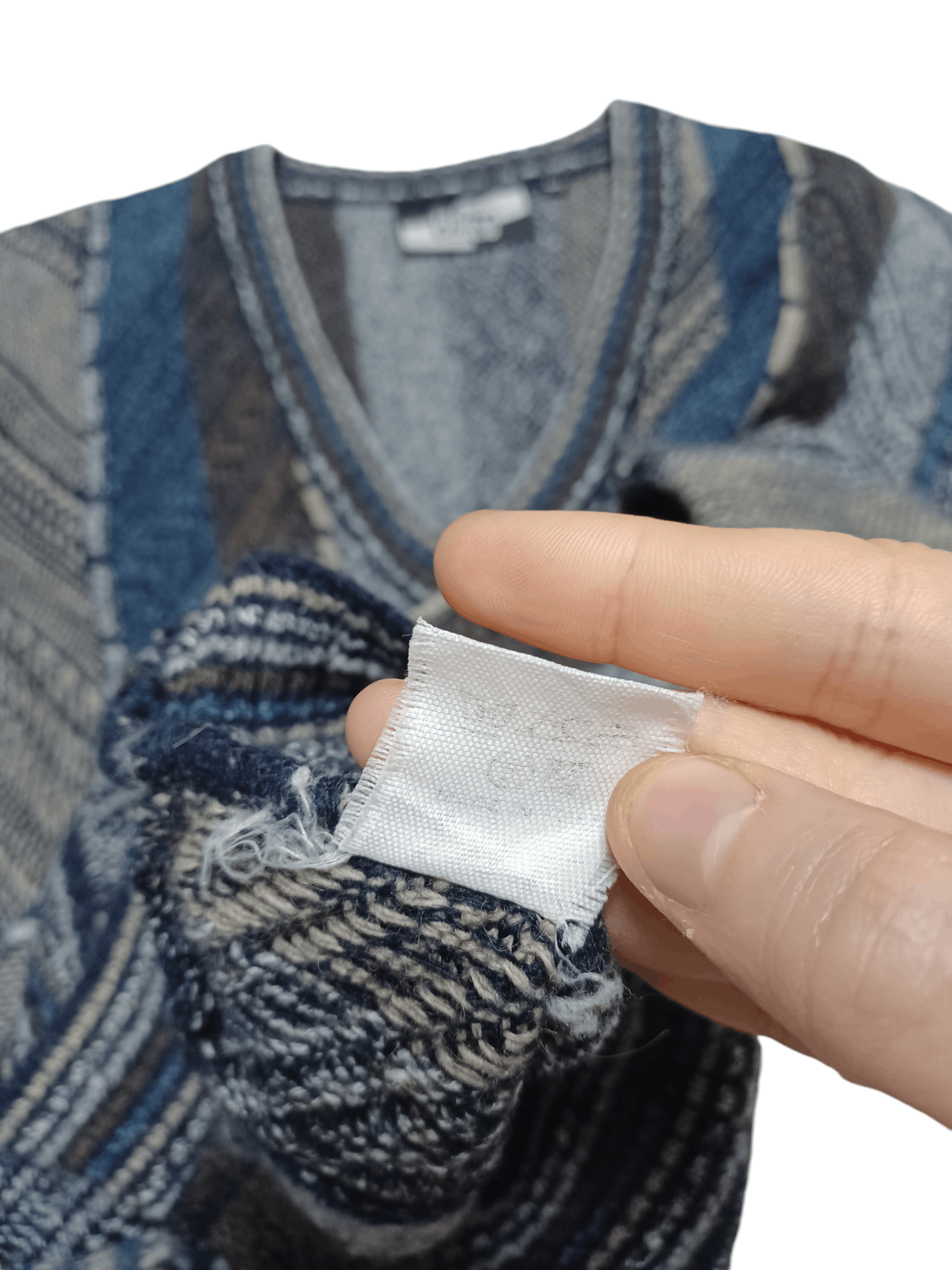 Other MONTE CARLO VINTAGE COOGI STYLE V-NECK MADE IN ITALY SWEATER Size US M / EU 48-50 / 2 - 4 Thumbnail