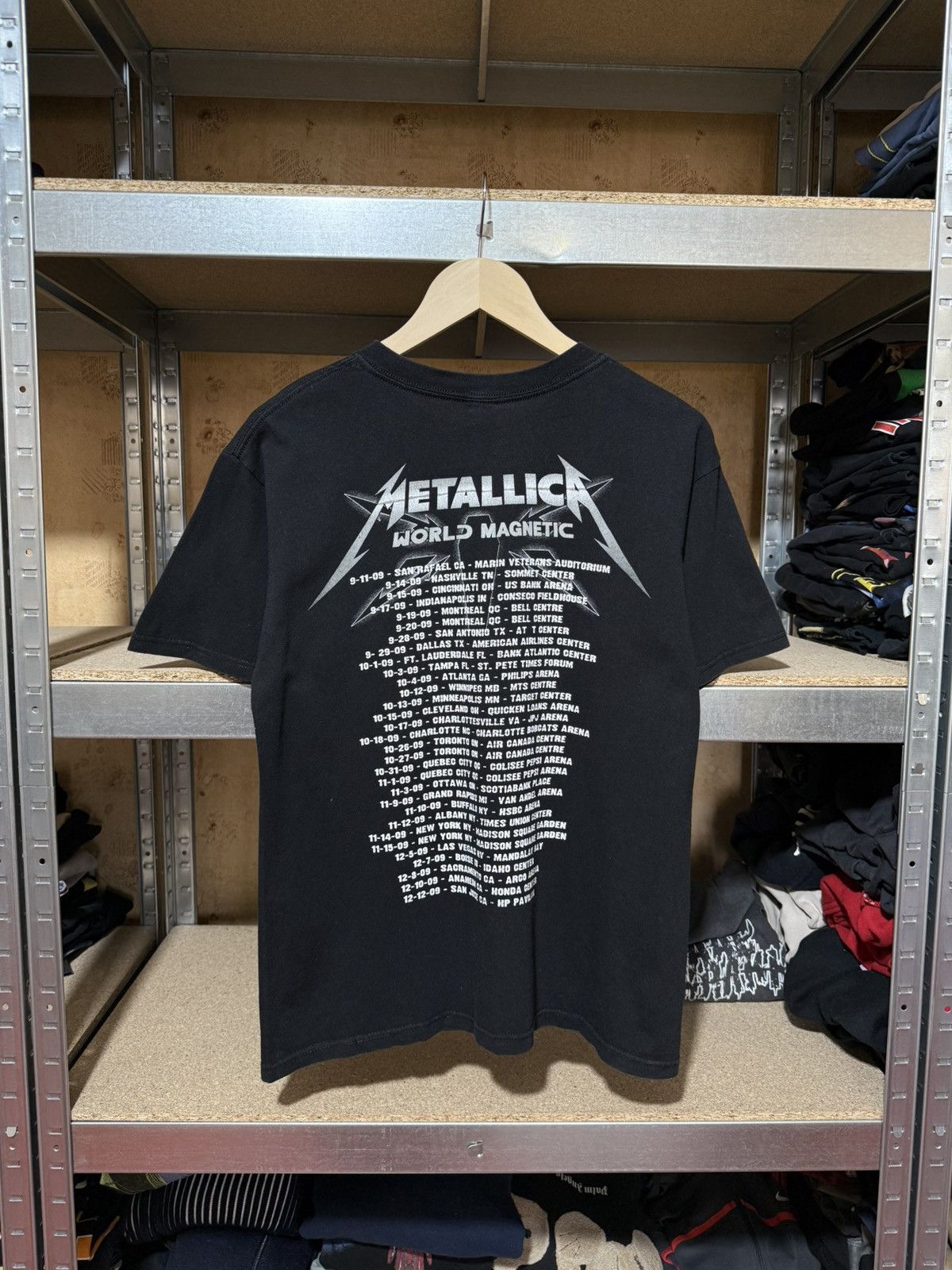 Band Tees × Vintage Vintage Metallica World Magnetic 2008 2009 Rock T-Shirt Size US S / EU 44-46 / 1 - 2 Thumbnail