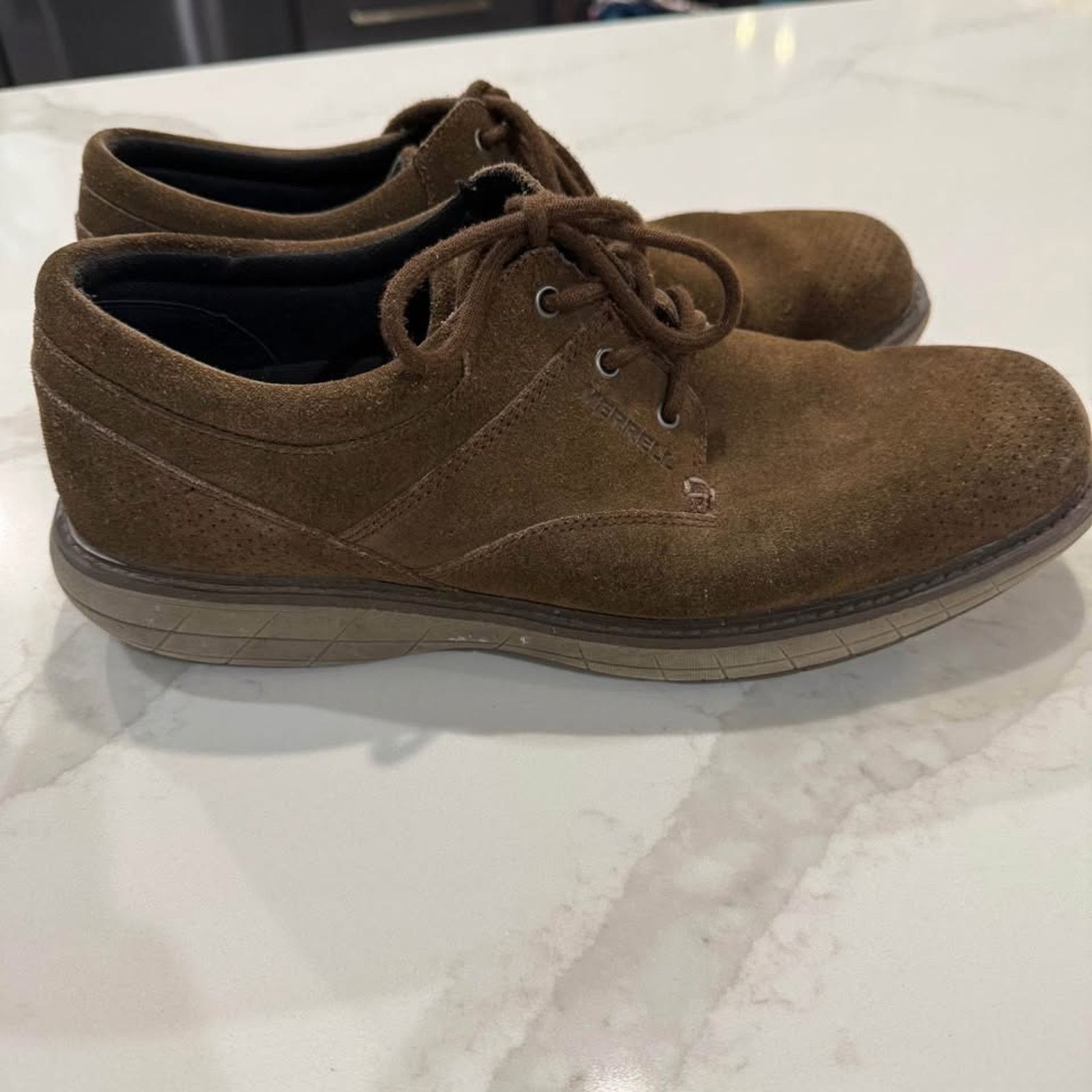 Merrell Merrell World Vue Suede LaceUp Leather Comfort Shoe Mens 12 Size US 12 / EU 45 - 1 Thumbnail