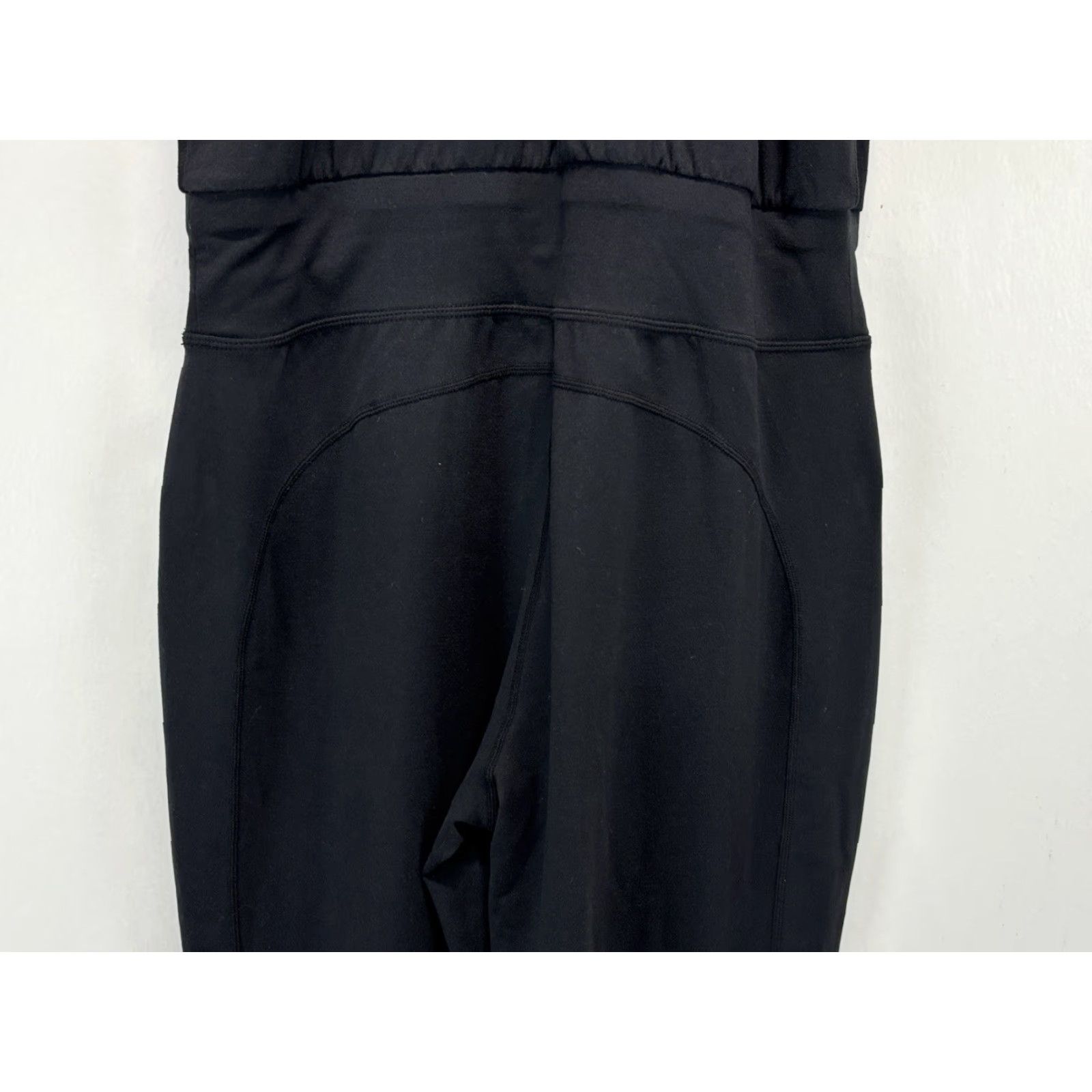 Sweaty Betty VINTAGE Sweaty Betty Women Black Gaia Yoga Sleeveless Jumpsuit Small Pockets Romper S Size 28" / US 6 / IT 42 - 6 Thumbnail