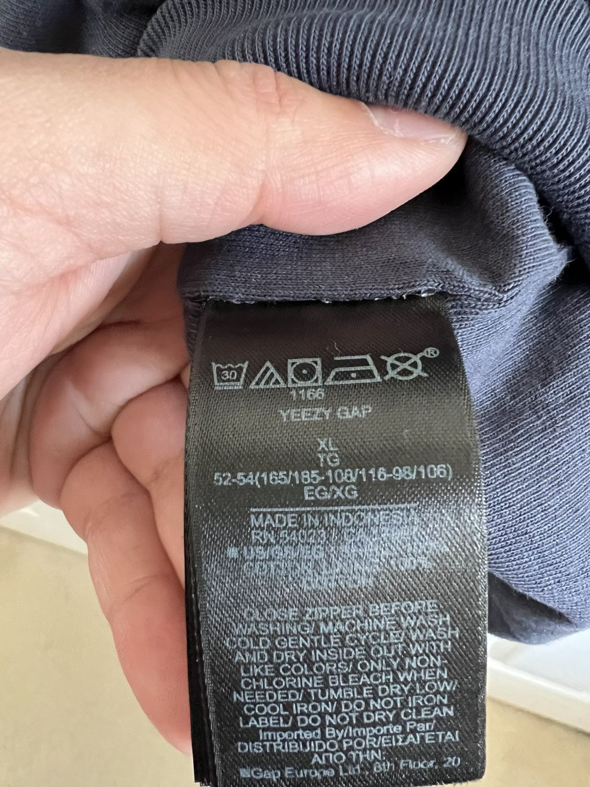 Yeezy Yzy x Gap engineered by Balenciaga hoodie size XL nwot Size US XL / EU 56 / 4 - 6 Thumbnail