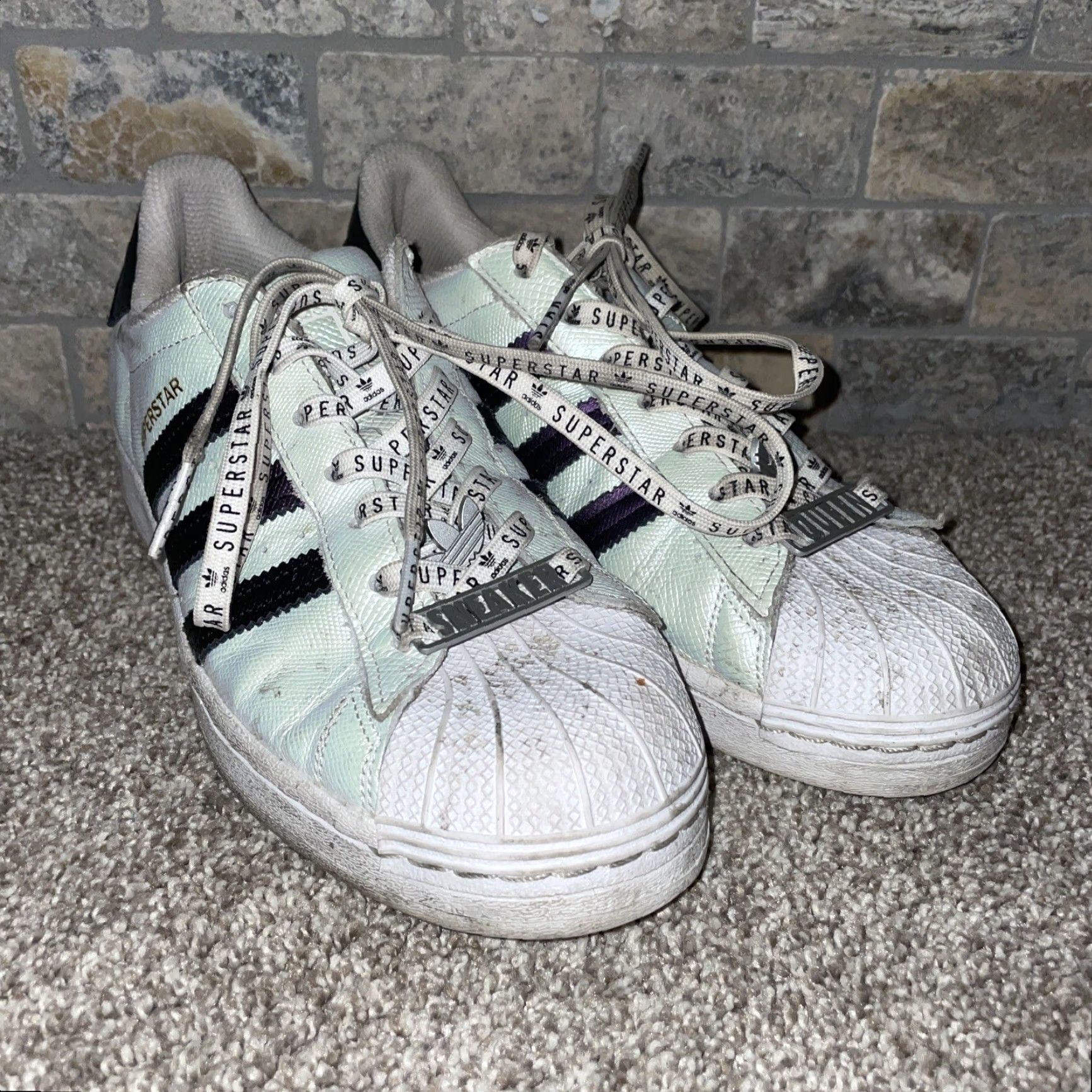 Adidas Adidas white sneakers Womens size 8 Sneaker Athletic Shoes White Womens 8 Size US 8 / IT 38 - 2 Thumbnail