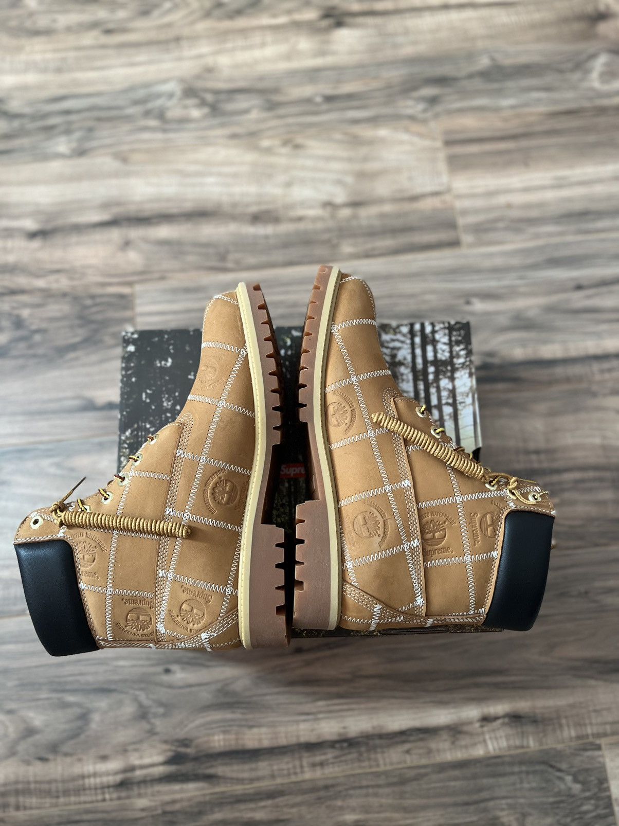 Supreme × Timberland Supreme Patchwork Timberland 6” Premium Waterproof Boot Size US 11 / EU 44 - 7 Thumbnail