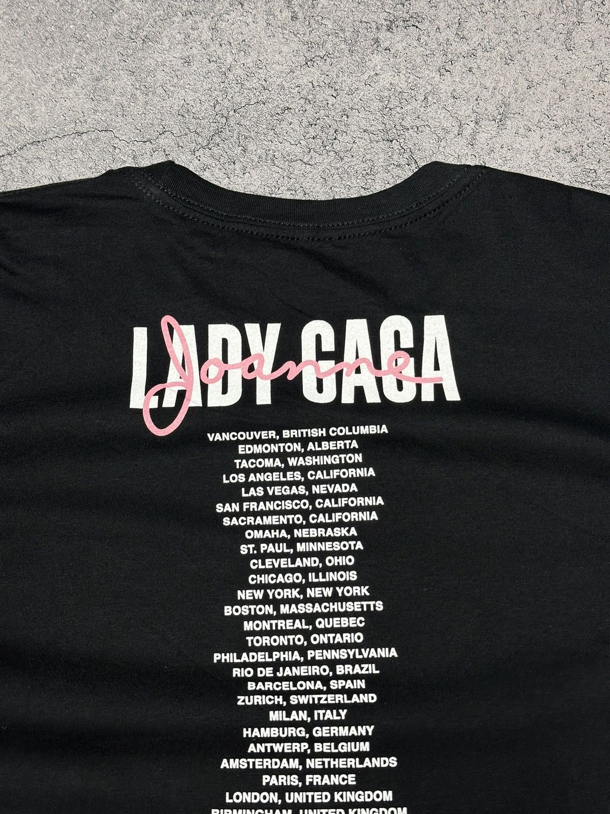 Band Tees Lady Gaga Joanne 2017 World Tour Photo T-Shirt Size US XL / EU 56 / 4 - 9 Thumbnail