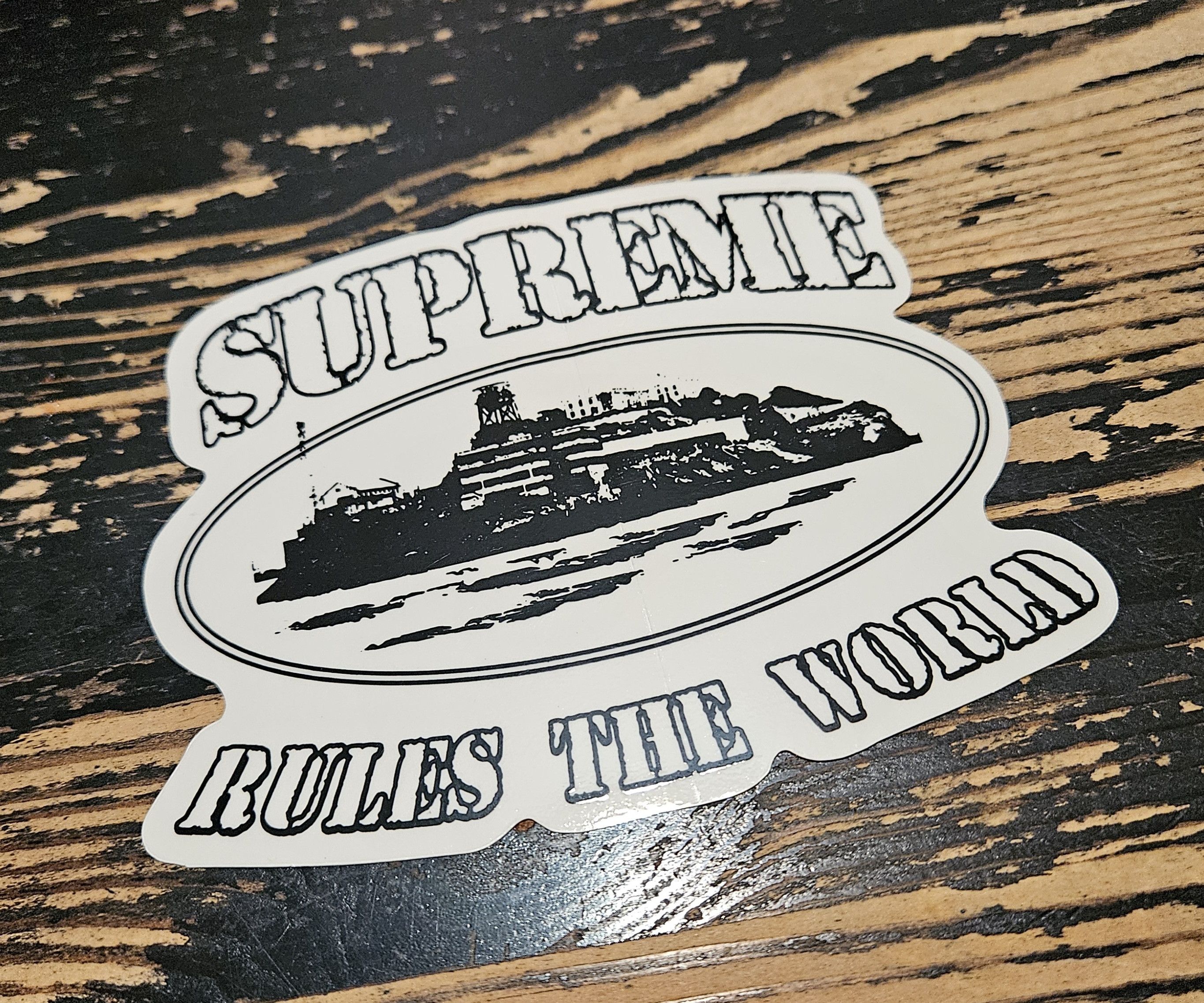 Corteiz × Supreme Supreme Corteiz Rules The World Sticker Black 