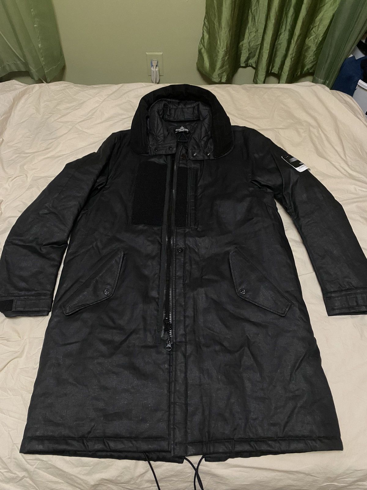 image of Stone Island Shadow Project Rubberized Linen Fishtail Parka in Black, Men's (Size XL)