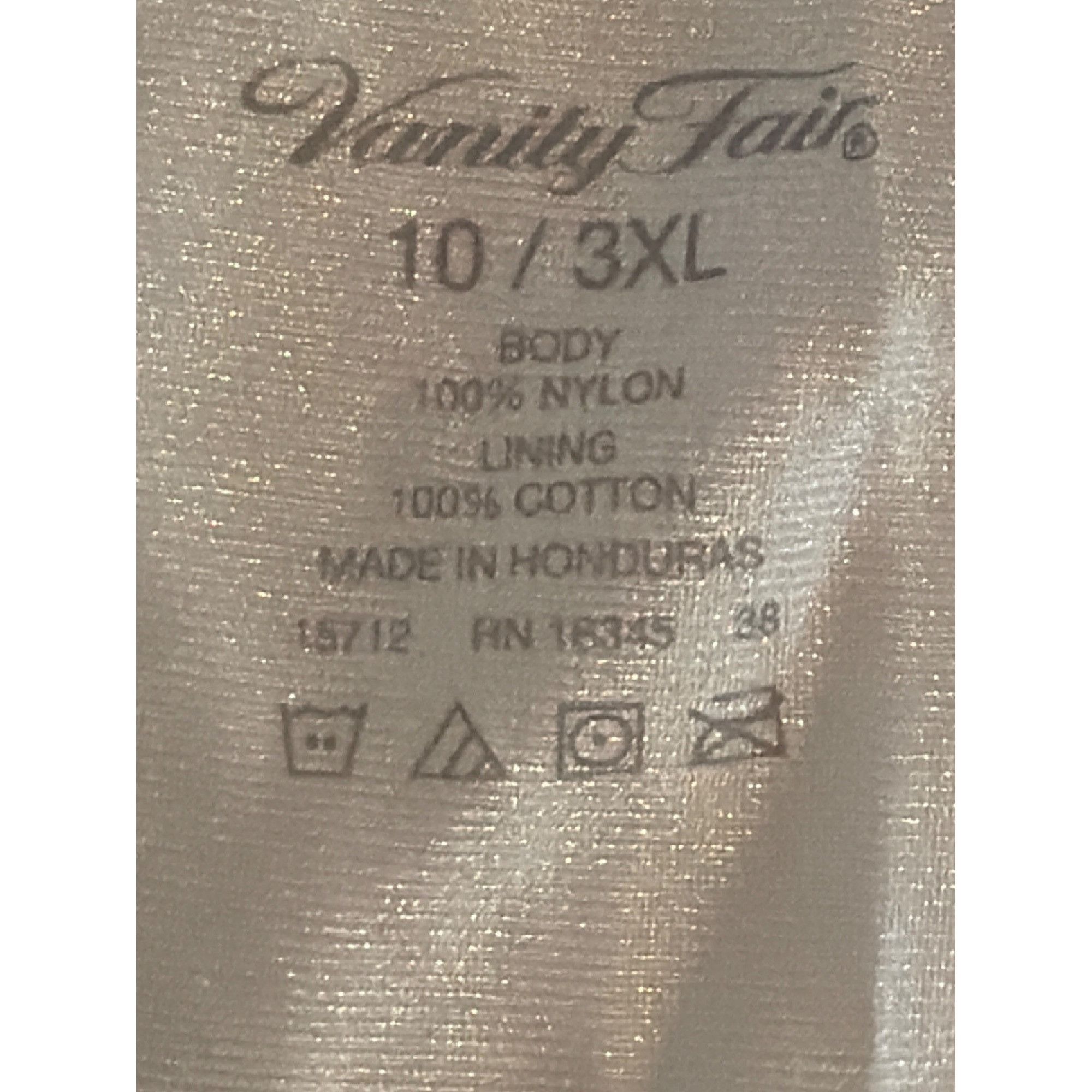 Other Vtg Vanity Fair 15712 Perfectly Yours Ravissant White Briefs Size ONE SIZE - 4 Thumbnail