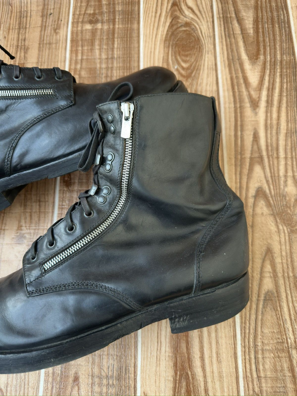 Barneys New York × Officine Creative Officine Creative x Barneys New York Black ZipUp Combat Boot Size US 11 / EU 44 - 19 Thumbnail
