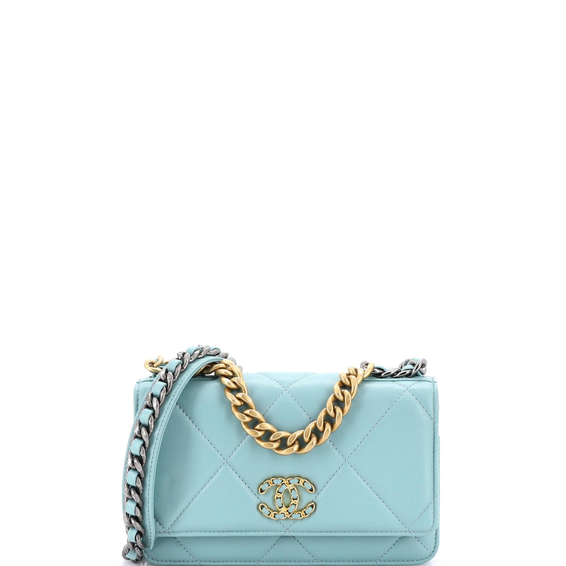 Chanel 19 Wallet on Chain Size ONE SIZE - 1 Thumbnail