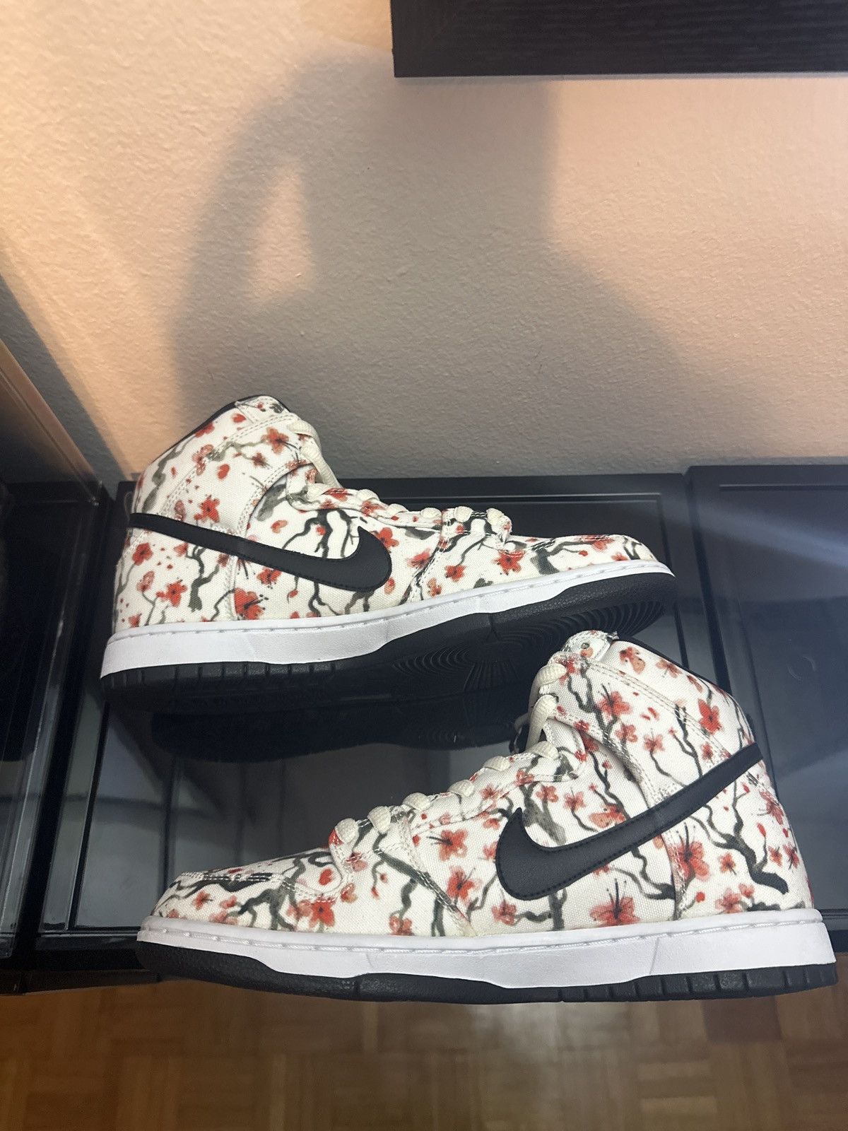 Nike Nike Dunk High “Cherry Blossom” Size US 9.5 / EU 42-43 - 2 Thumbnail