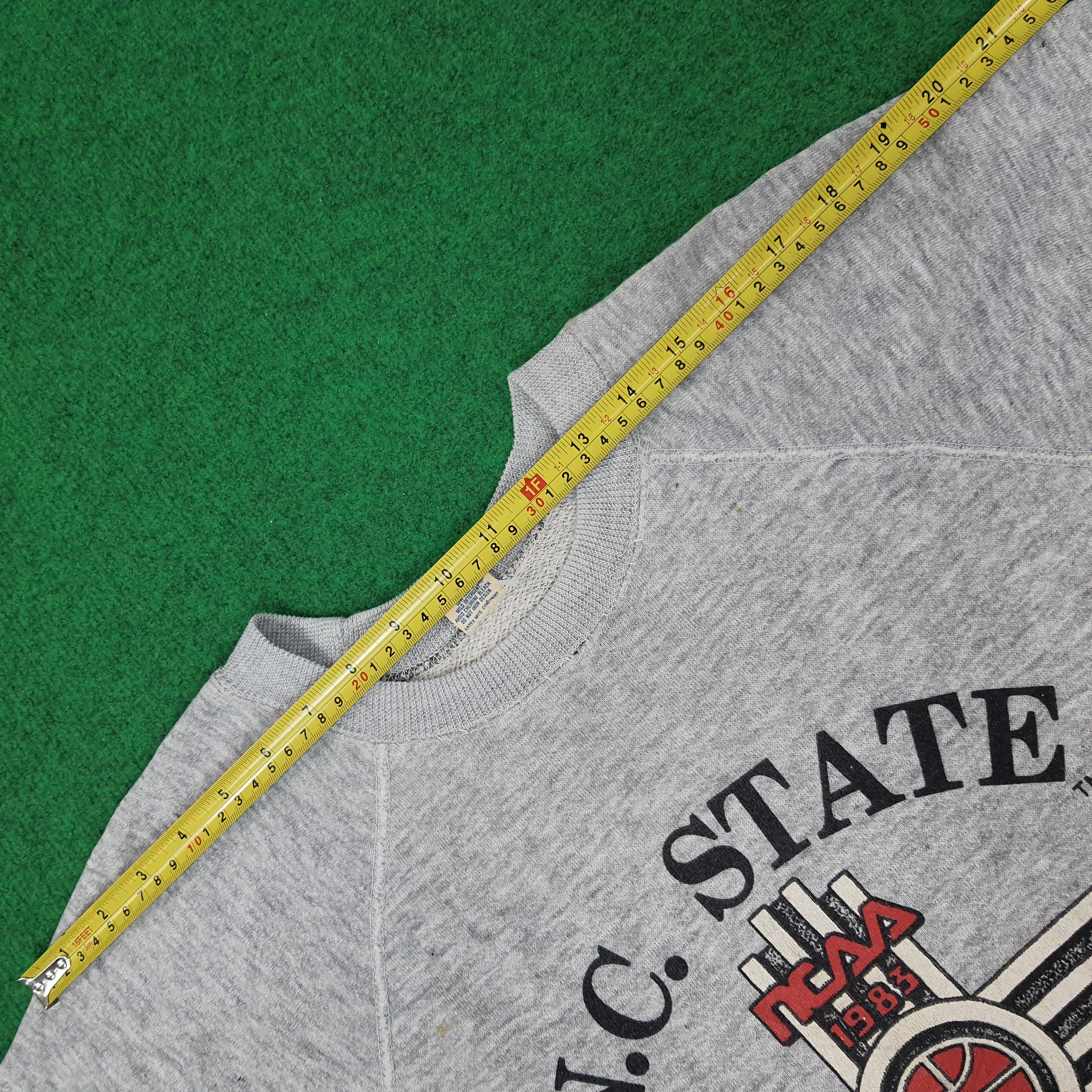 NBA Vintage NCAA Wolfpack Basketball Team Sweatshirt C251N7 Size US M / EU 48-50 / 2 - 8 Thumbnail