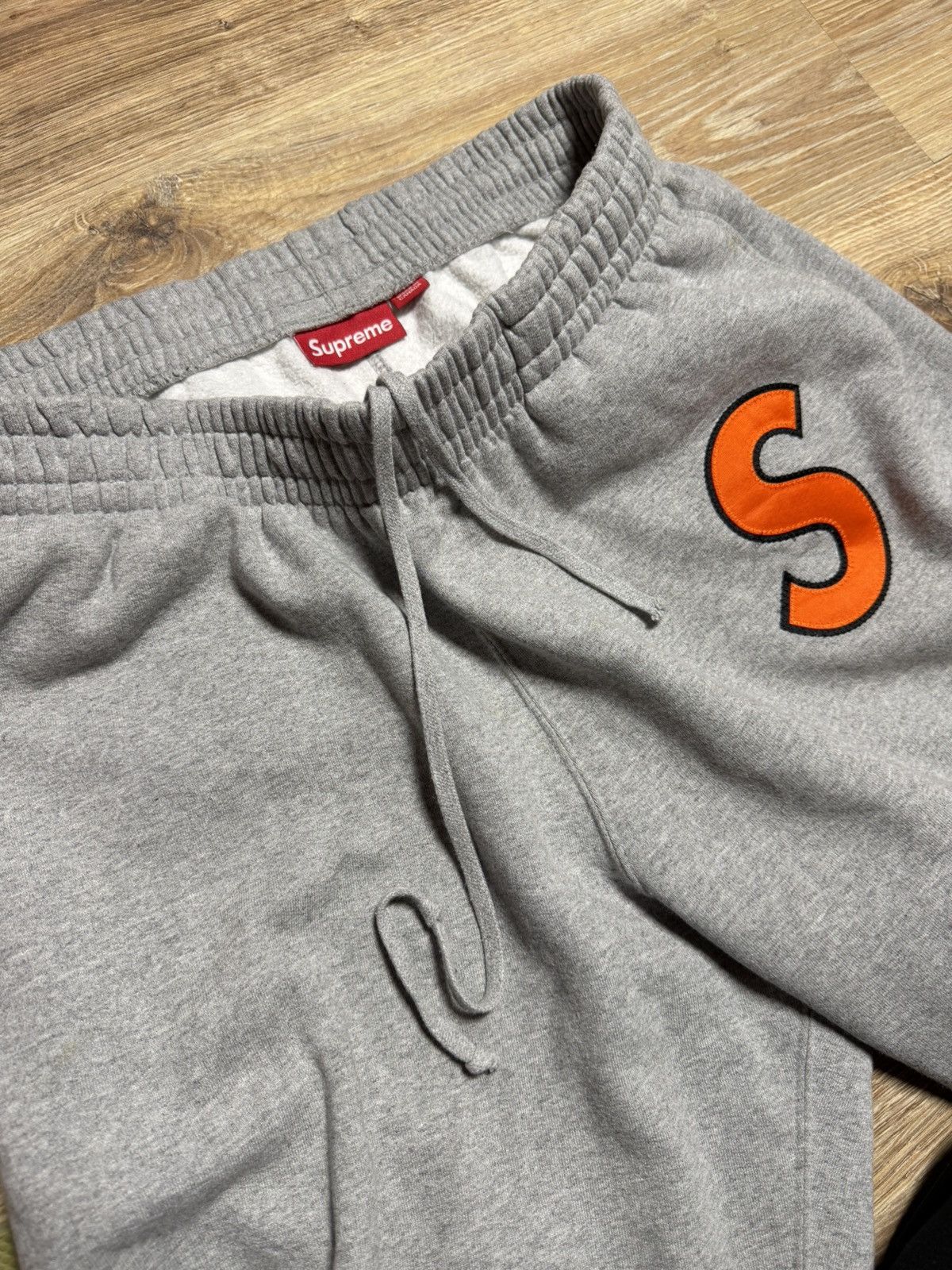 Supreme Supreme size Large sweatpants Size US 29 - 5 Thumbnail