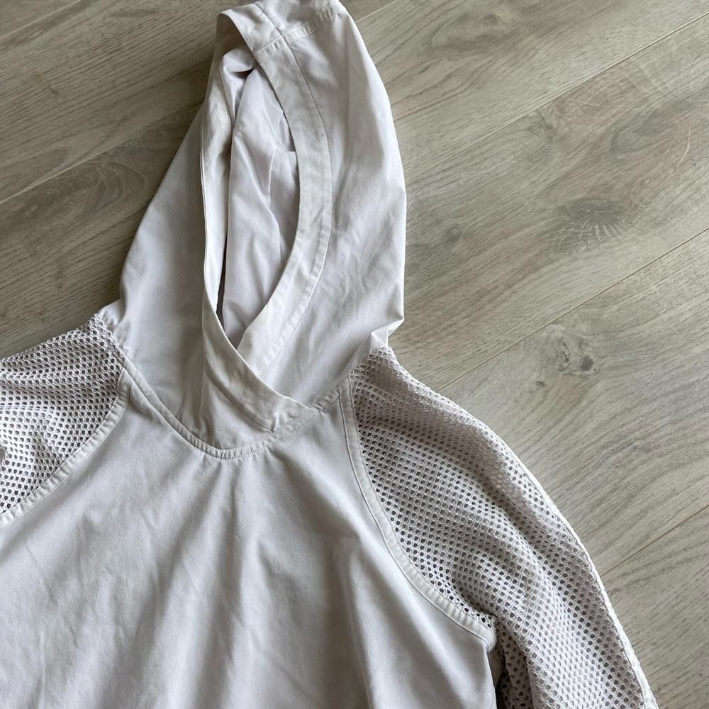 Designer Stylish White Mesh Hoodie - Lightweight Athletic Pullover Size S / US 4 / IT 40 - 4 Thumbnail