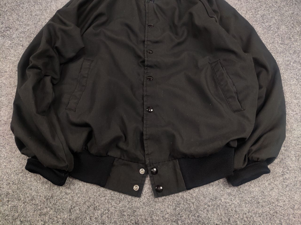Vintage Vintage 90's Auburn USA Varsity Black Blank Bomber Jacket Size US M / EU 48-50 / 2 - 5 Thumbnail