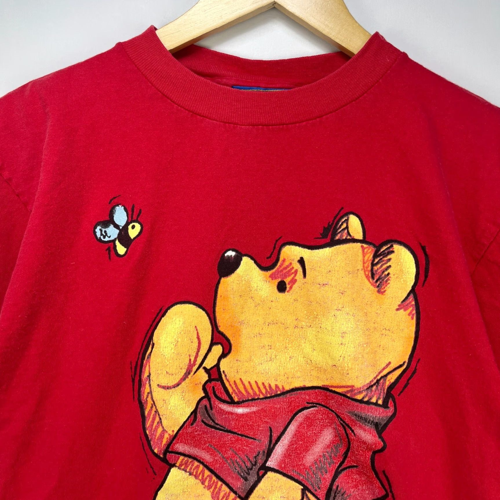 Disney VINTAGE Winnie the Pooh T Shirt Men M Red 90s Disney Shirt Short Sleeve Boys Mens Womens Size US M / EU 48-50 / 2 - 3 Thumbnail