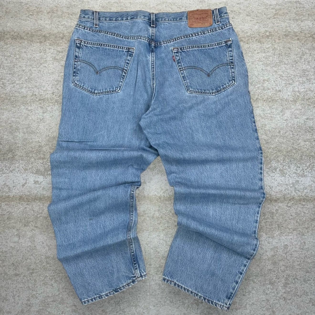 Vintage 90s Levis 550 Jeans 42x30 Relaxed Fit Light Wash