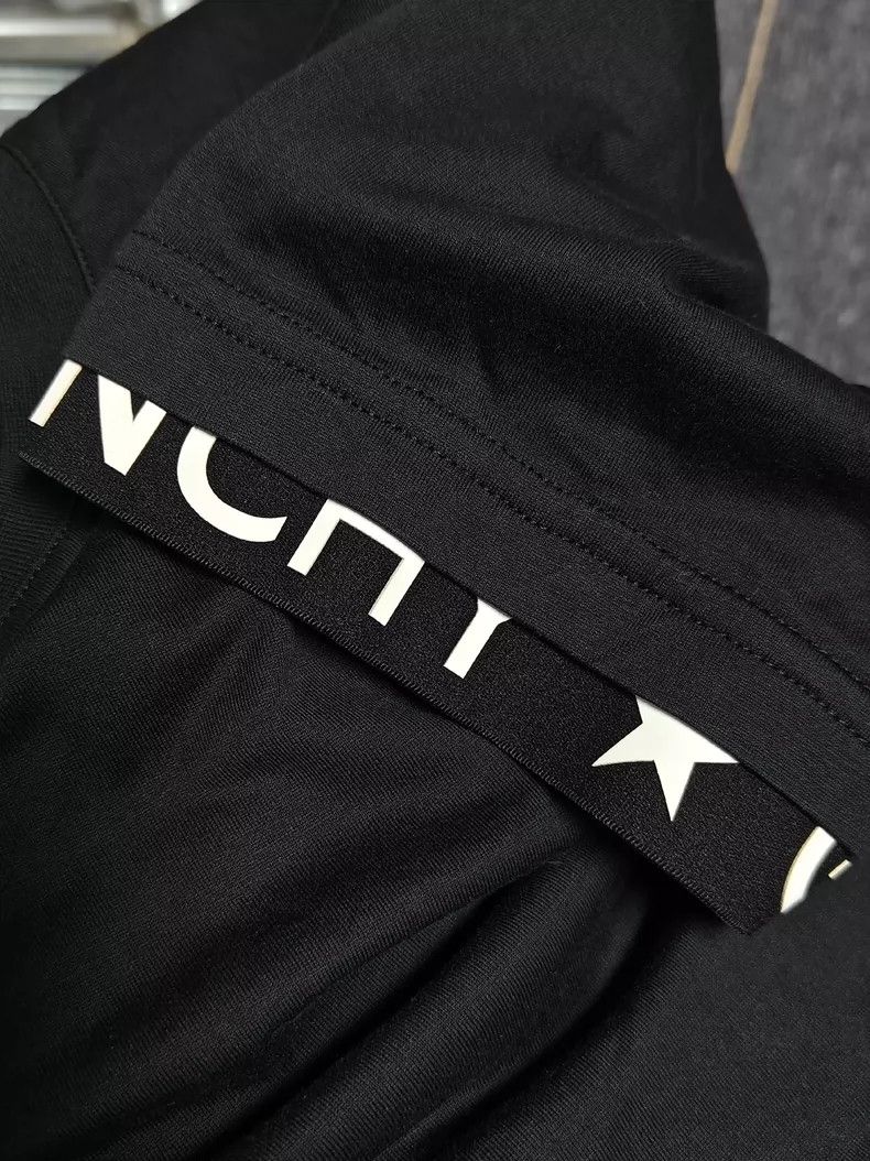 Givenchy Givenchy Letter Logo Five-pointed Star Short Sleeve Size US S / EU 44-46 / 1 - 3 Thumbnail