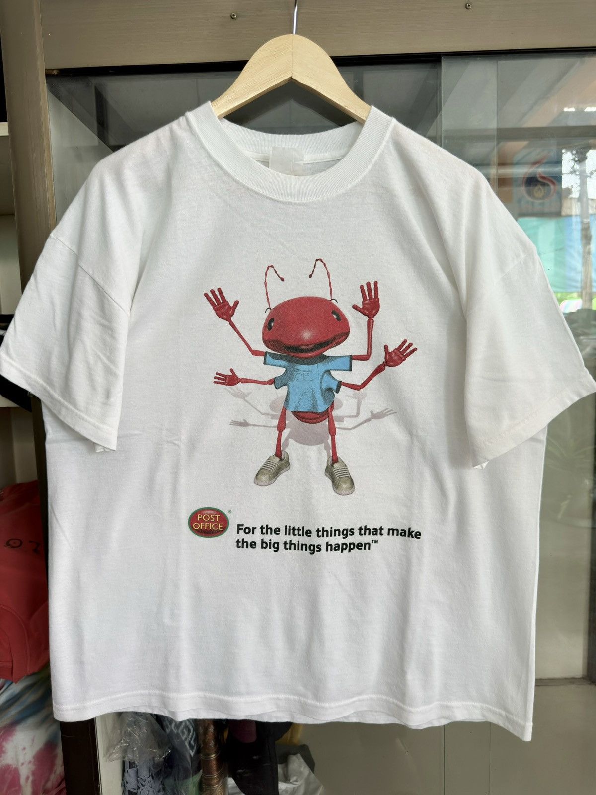 Vintage Post Office UK Ant Mascot Promo Rare Tee 2000s
