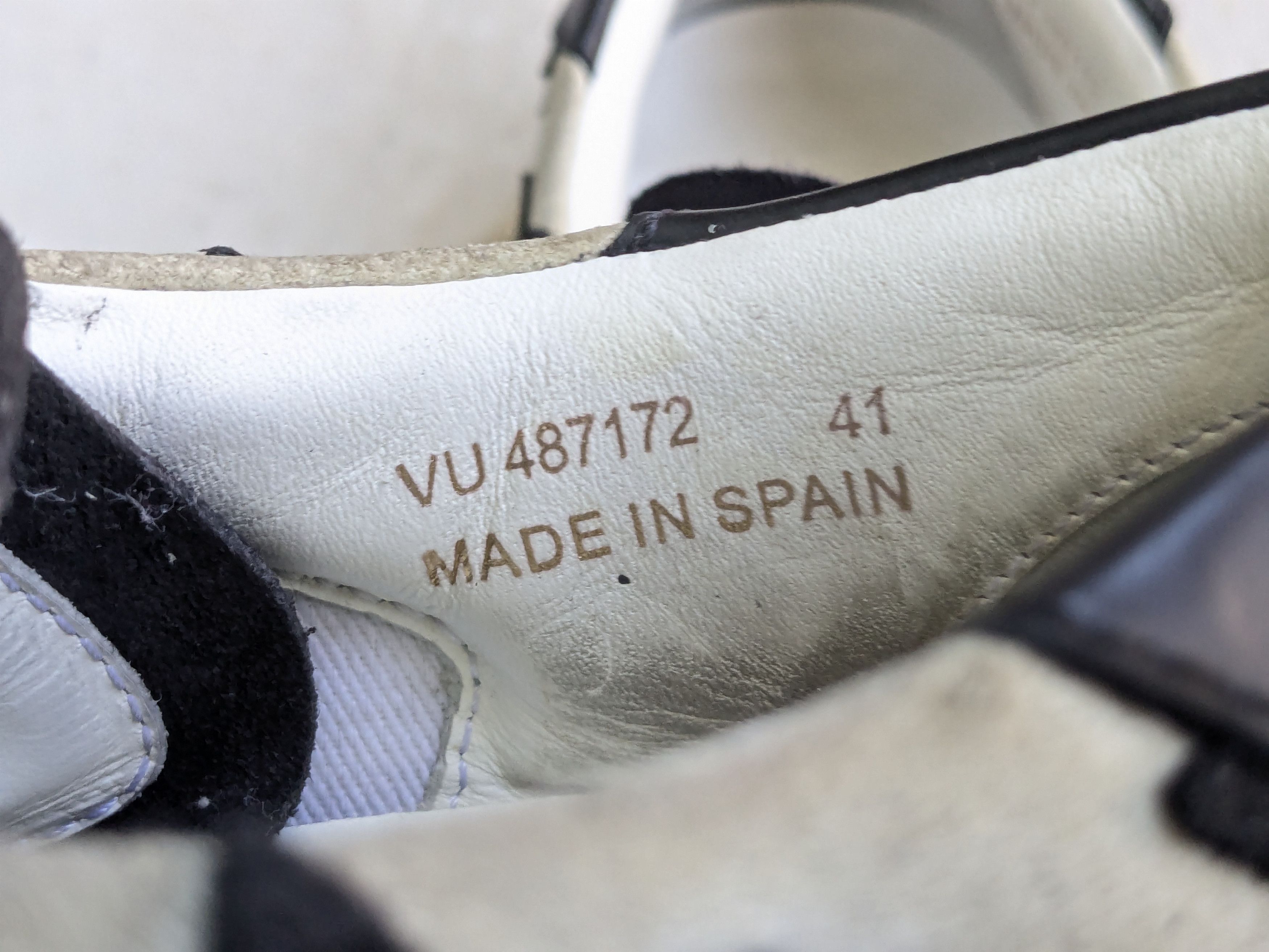 Saint Laurent Paris Saint Laurent Paris Stars 8 41 Low Rops Canvas Size US 8 / EU 41 - 5 Thumbnail