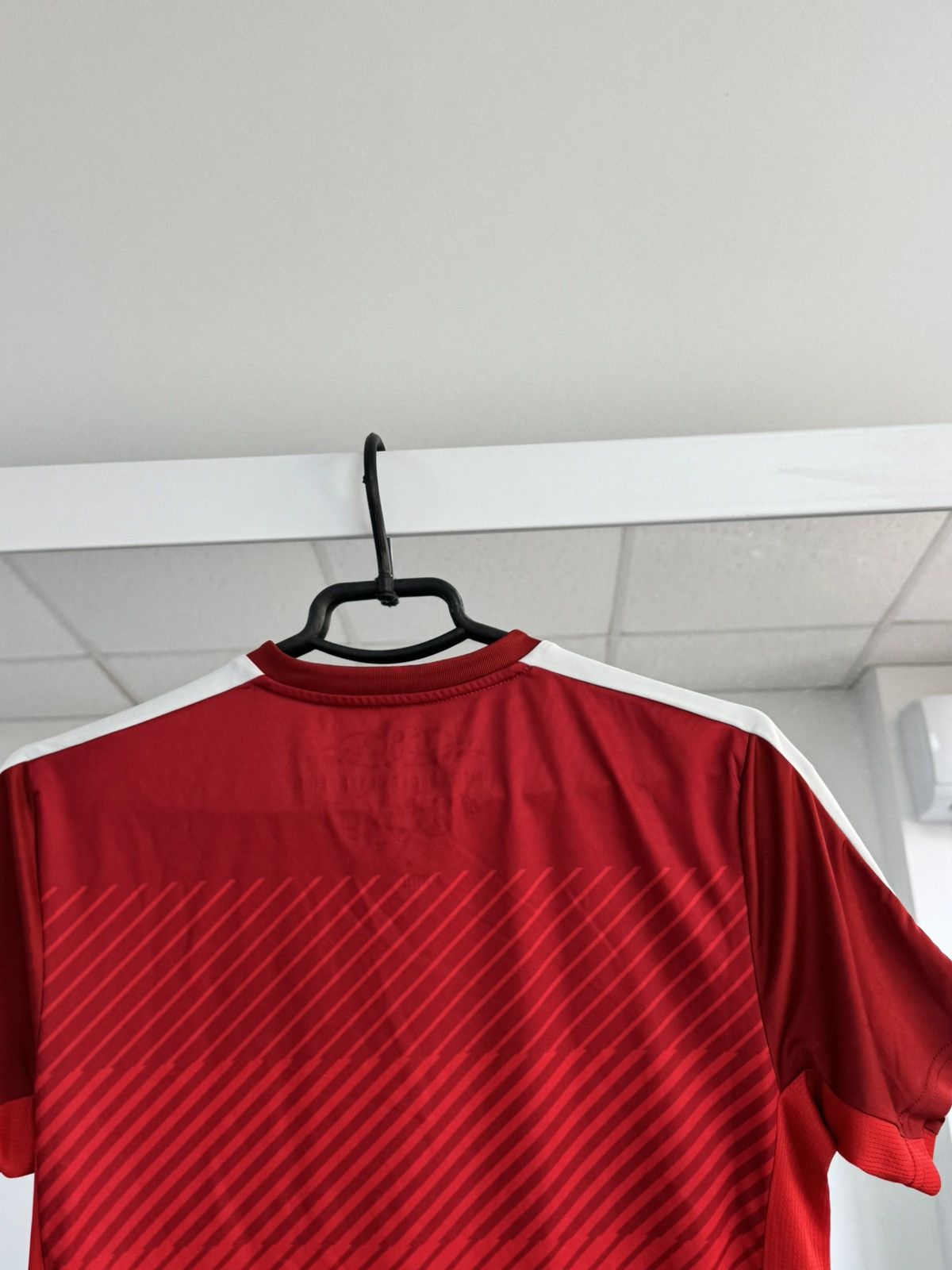Puma Vintage Austria Team 2016/17 Home Jersey Football Puma Men S Size US S / EU 44-46 / 1 - 14 Thumbnail