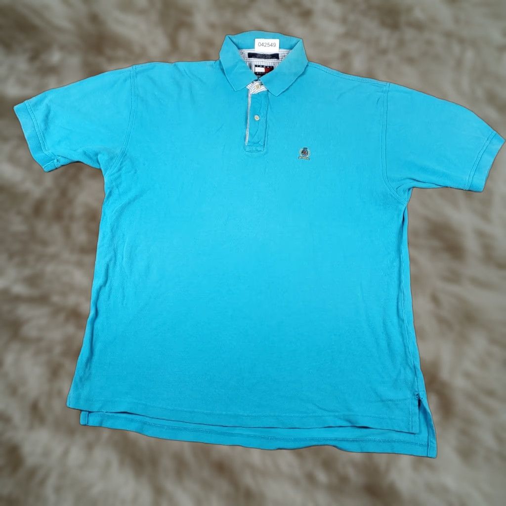 Tommy Hilfiger Tommy Hilfiger Polo Shirt Mens Large Blue Solid Short Sleeve Casual Button-Front 100% Cotton Logo Patch Vintage: No Mens Size US L / EU 52-54 / 3 - 1 Thumbnail