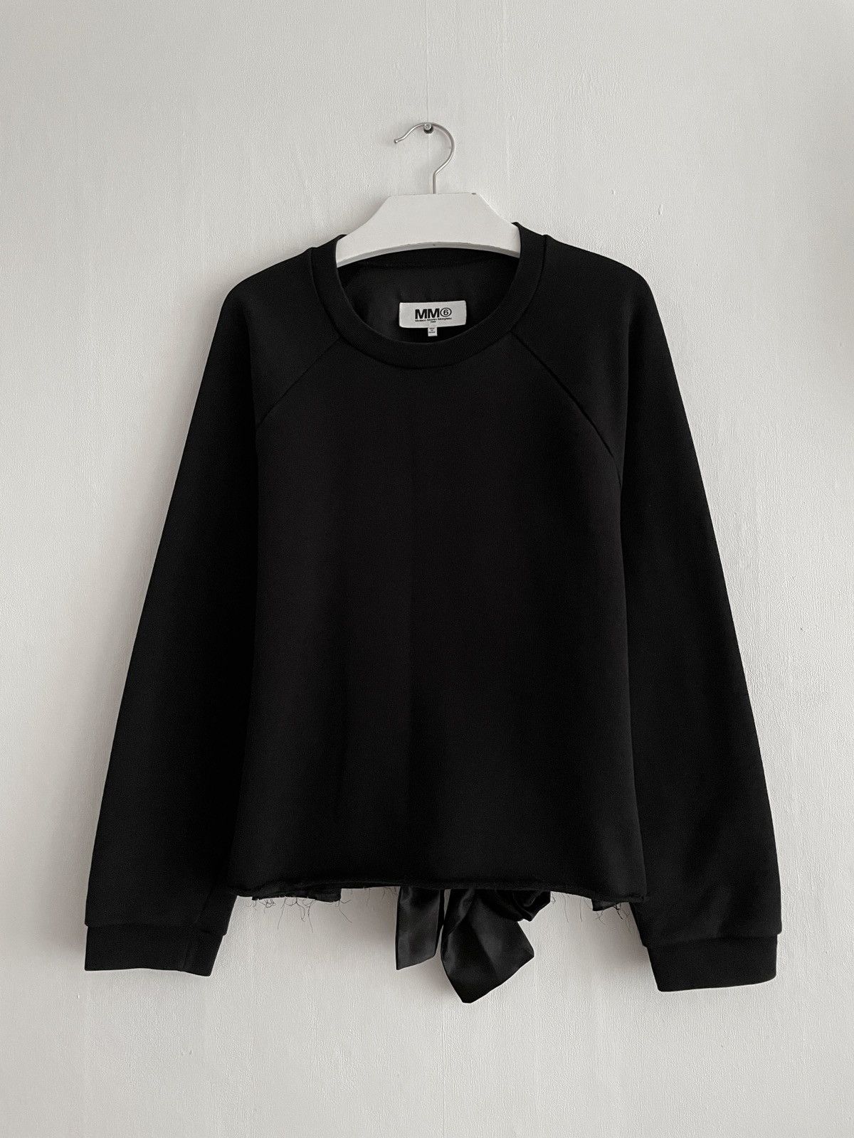 Maison Margiela Maison Margiela MM6 Black Bow Back Sweatshirt Size L / US 10 / IT 46 - 2 Thumbnail