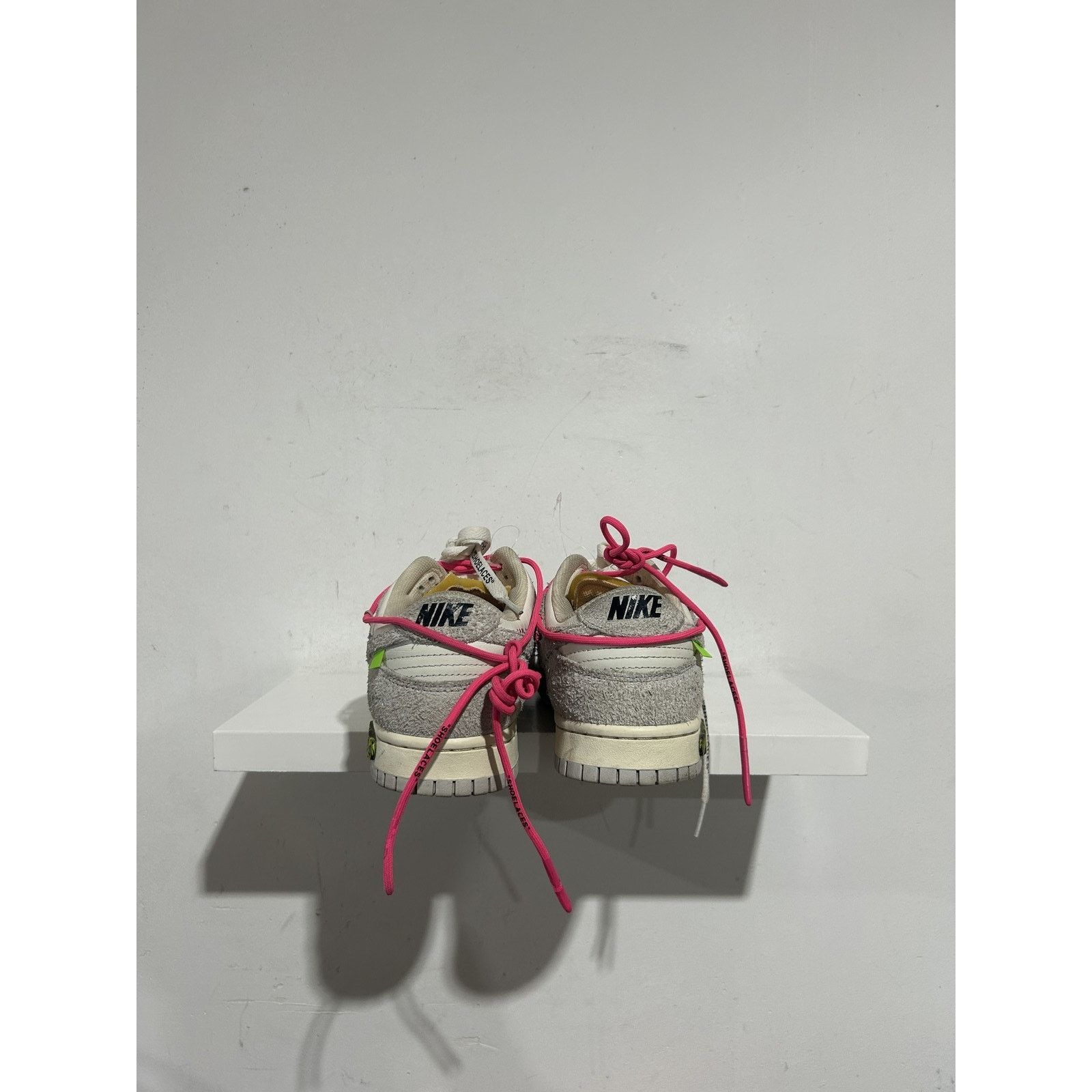 Nike NIKE DUNK LOW OFF WHITE LOT 17 SIZE 8.5 PREOWNED Size US 8.5 / EU 41-42 - 4 Thumbnail