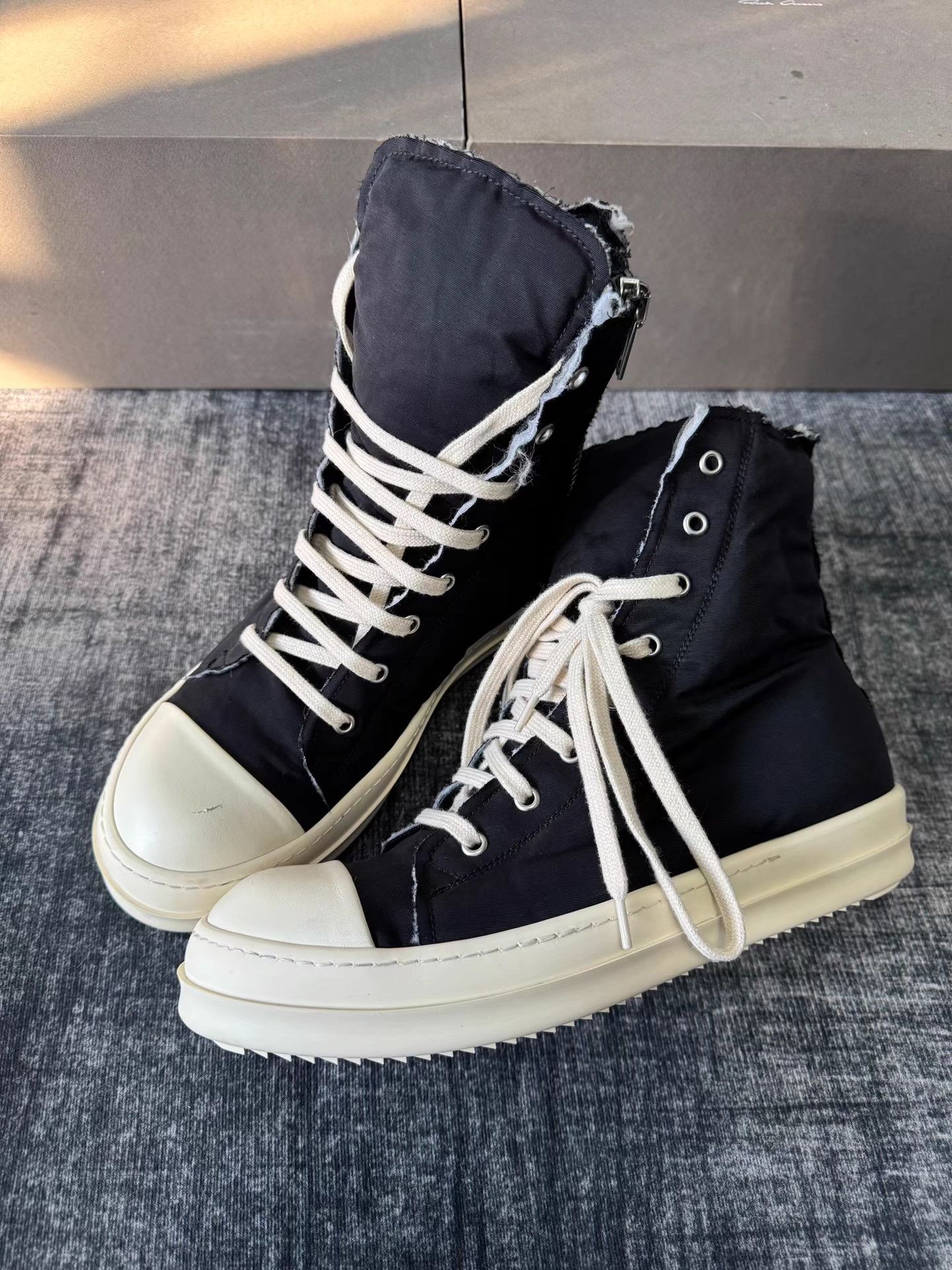 Rick Owens Rick Owens DRKSHDW High Top "Big Converse" Size US 8 / EU 41 - 1 Thumbnail