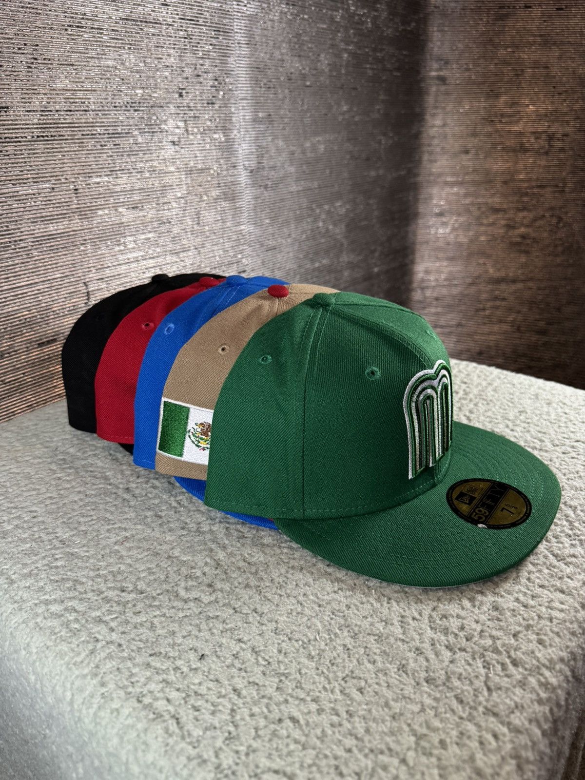 New Era (6) New Era 59FIFTY Fitted Mexico Baseball Size ONE SIZE - 2 Thumbnail