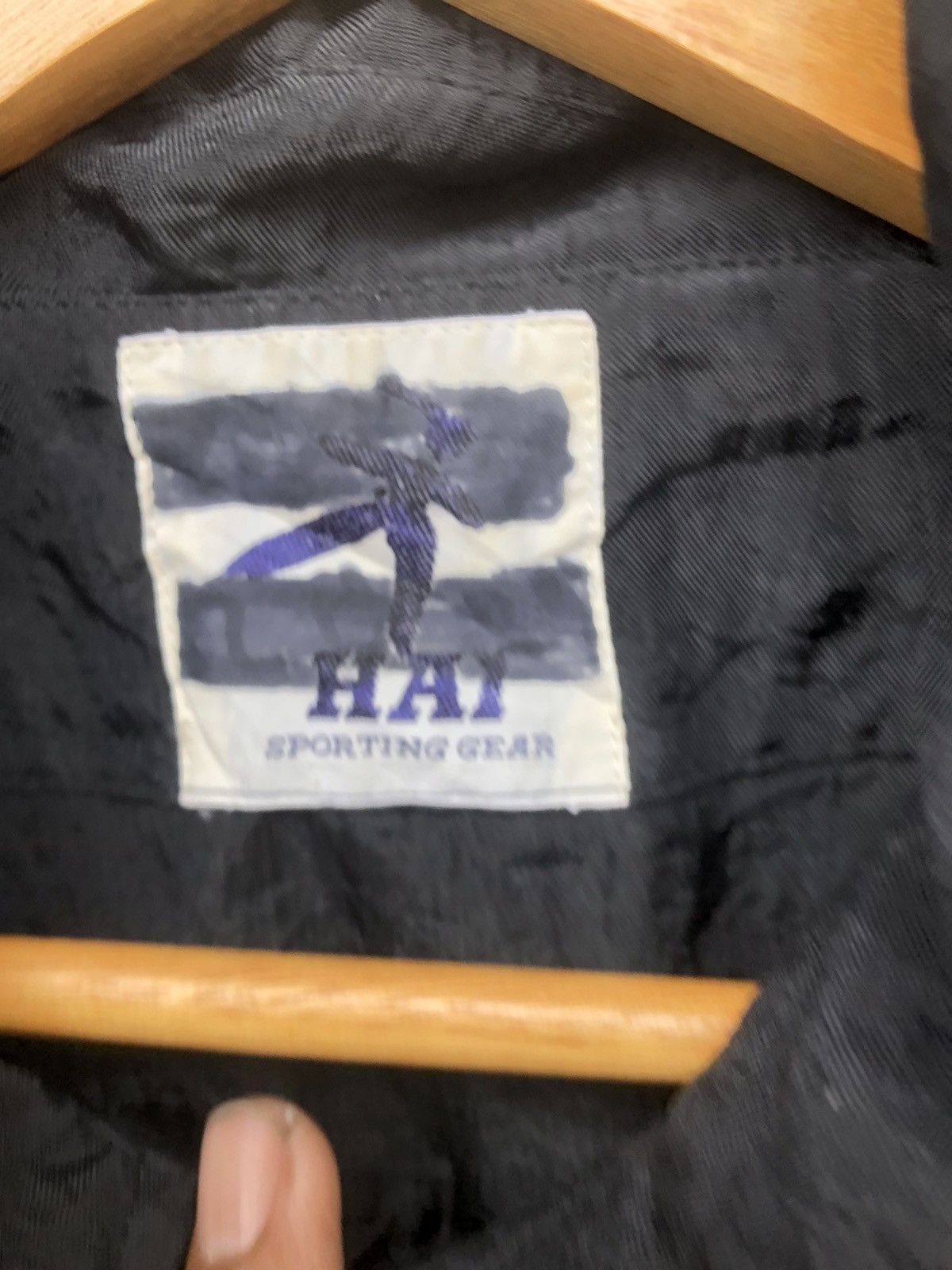 Hai Sporting Gear Vintage HAI SPORTING GEAR Windbracker Raincoat Jacket Size US XL / EU 56 / 4 - 18 Thumbnail
