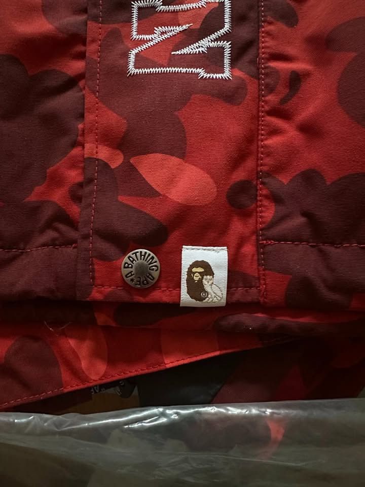 Bape × October's Very Own Bape x OVO snowboard Jacket - Red Camo Size US L / EU 52-54 / 3 - 3 Thumbnail