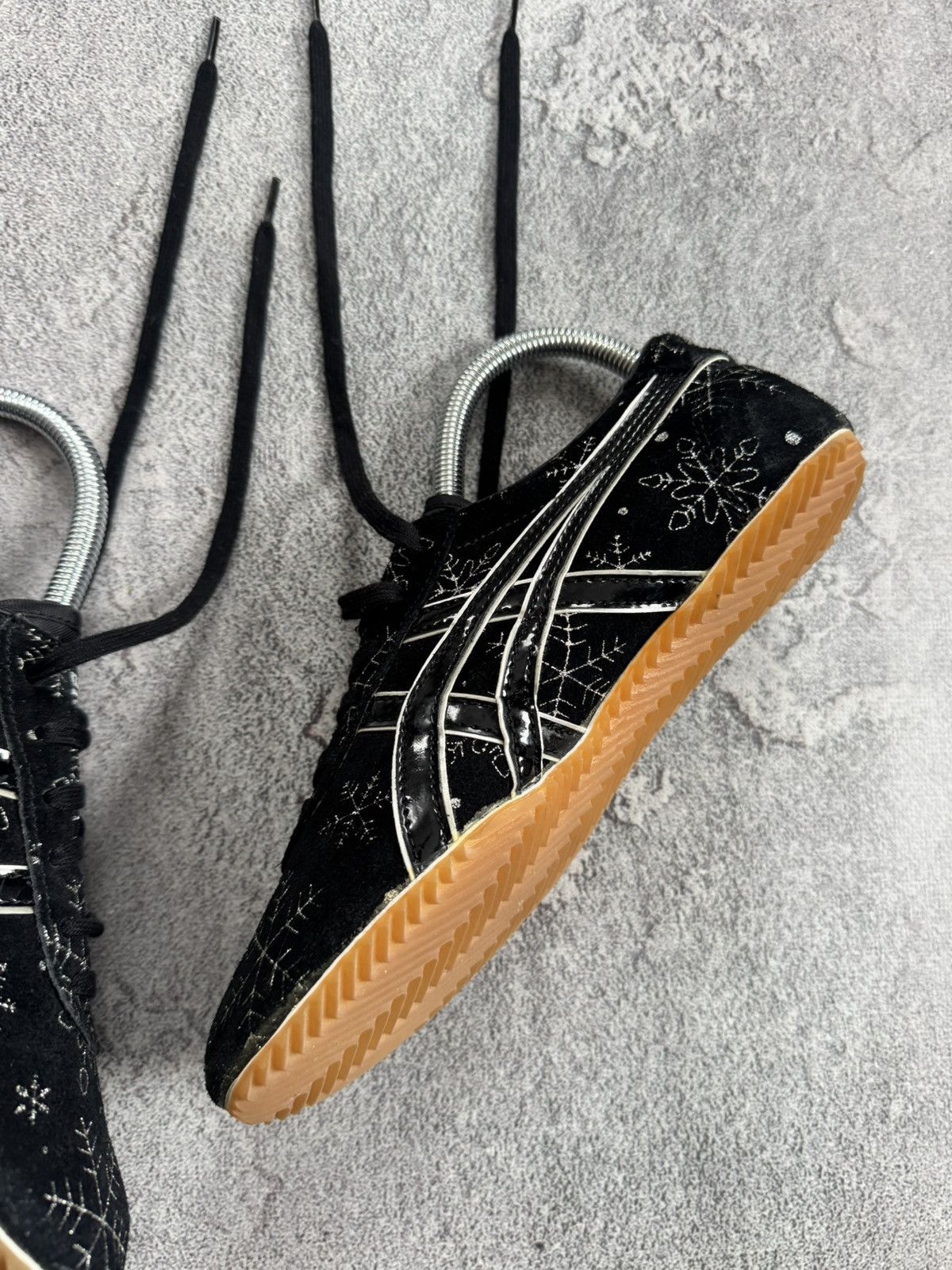 Asics Asics Onitsuka Tiger US5/EUR37.5 low top sneakers shoes Y2K Size US 5 / IT 35 - 13 Thumbnail