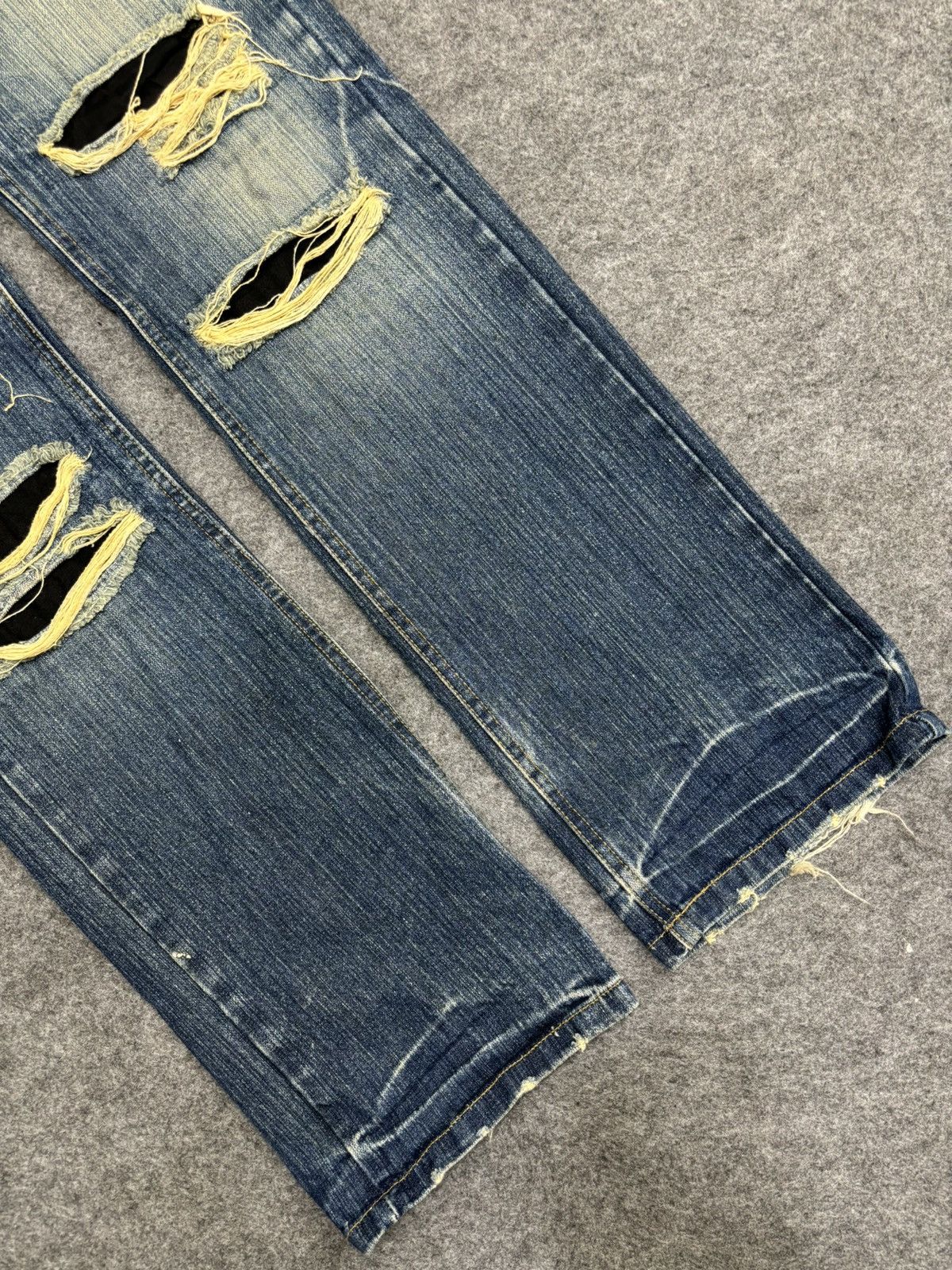 Japanese Brand 💥Insane Japan Style💥limited I💀Rock Distressed Denim F515 Size US 32 / EU 48 - 10 Thumbnail