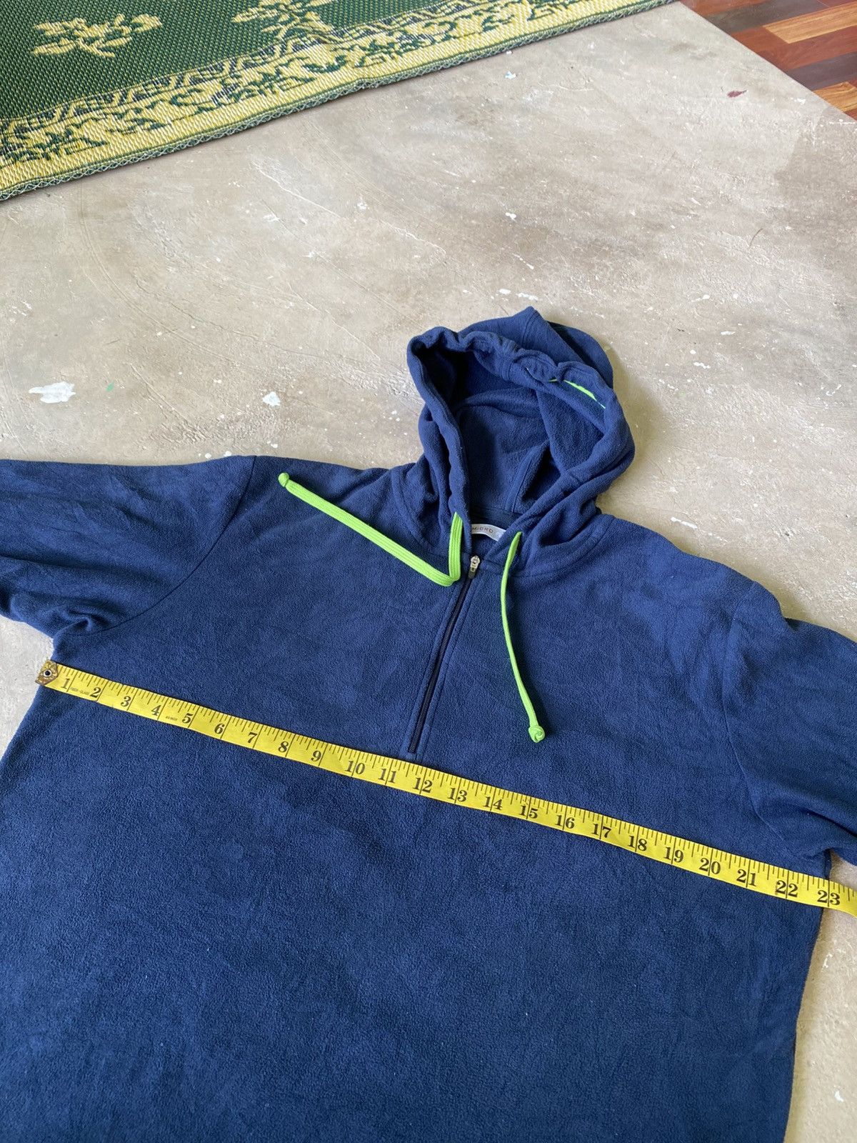 Uniqlo Vintage Uniqlo Micro Fleece Half Zip Hoodie Size US L / EU 52-54 / 3 - 8 Thumbnail